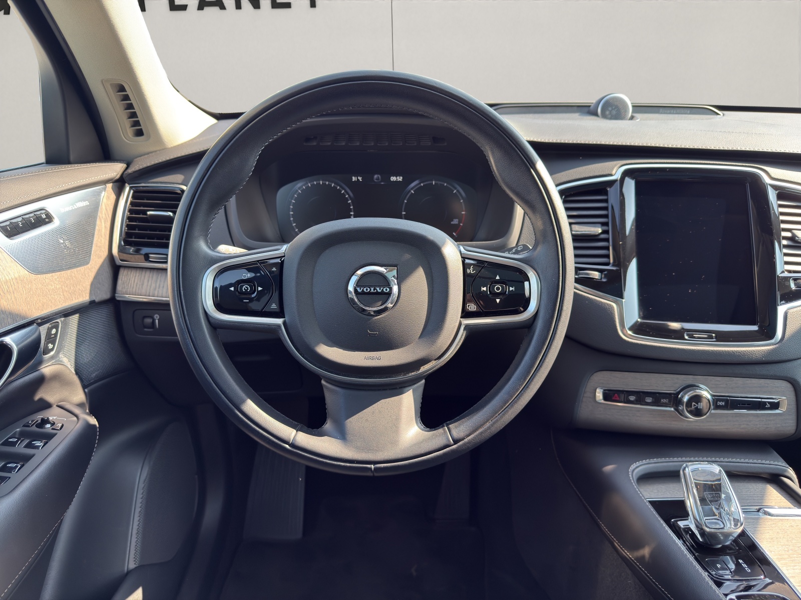 VOLVO XC90 2.0 B5 MH Inscription 7P. AWD-image-14