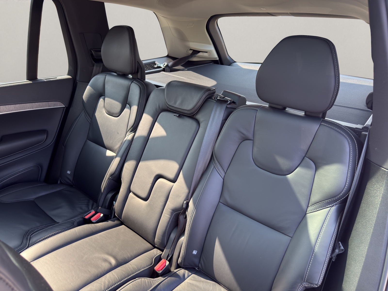 VOLVO XC90 2.0 B5 MH Inscription 7P. AWD-image-11