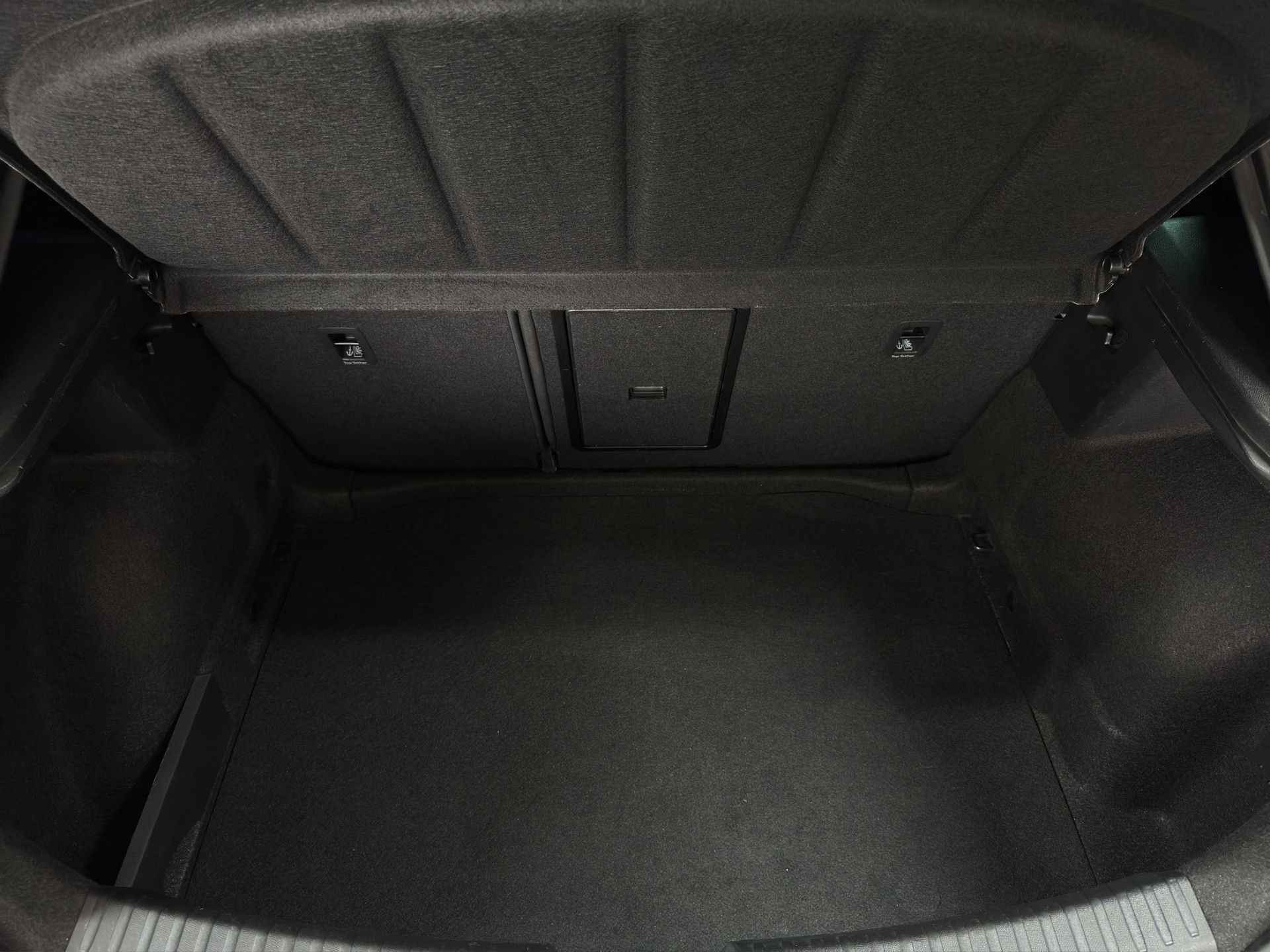 CUPRA LEON 1.5 eTSI MHEV DSG "Cupra Schalensitze"-image-23