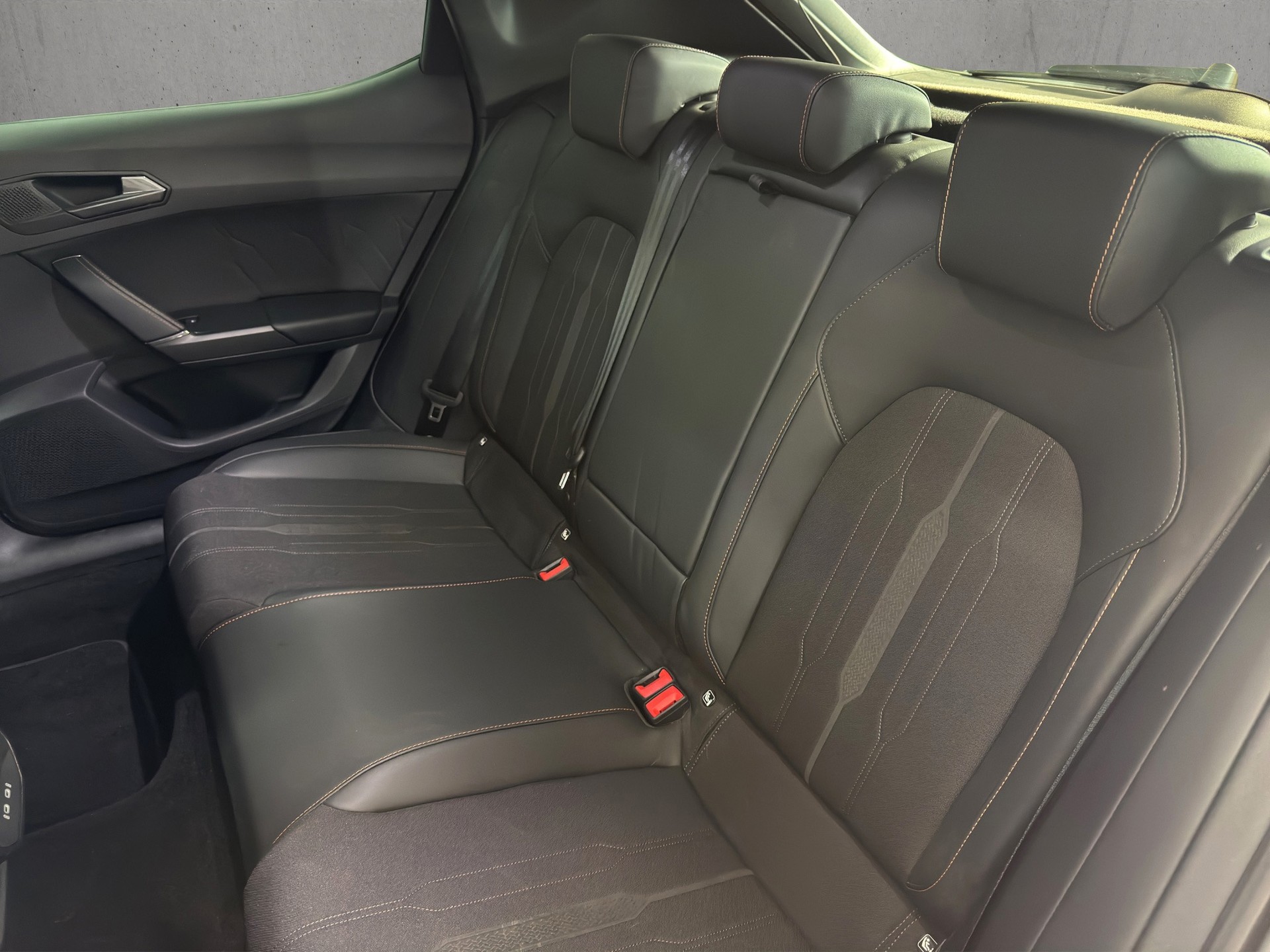 CUPRA LEON 1.5 eTSI MHEV DSG "Cupra Schalensitze"-image-9