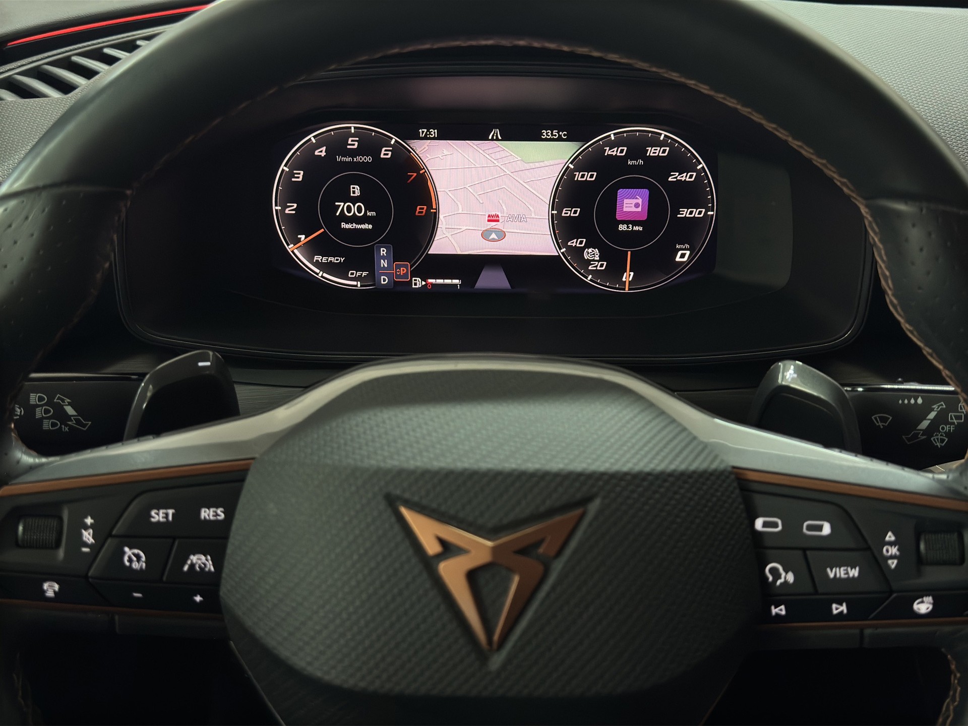 CUPRA LEON 1.5 eTSI MHEV DSG "Cupra Schalensitze"-image-12