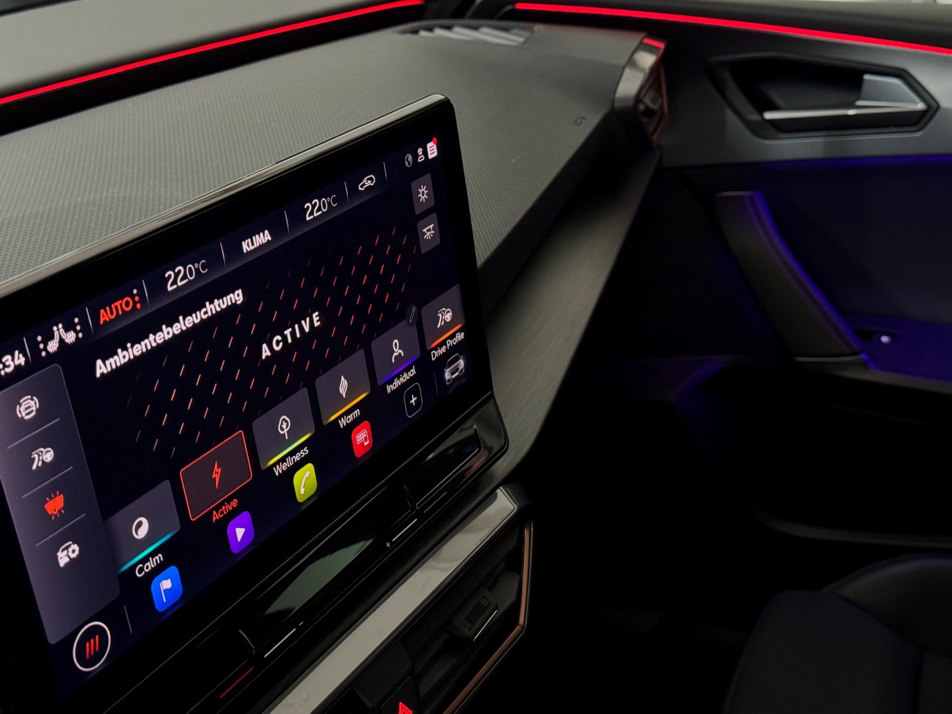 CUPRA LEON 1.5 eTSI MHEV DSG "Cupra Schalensitze"-image-17