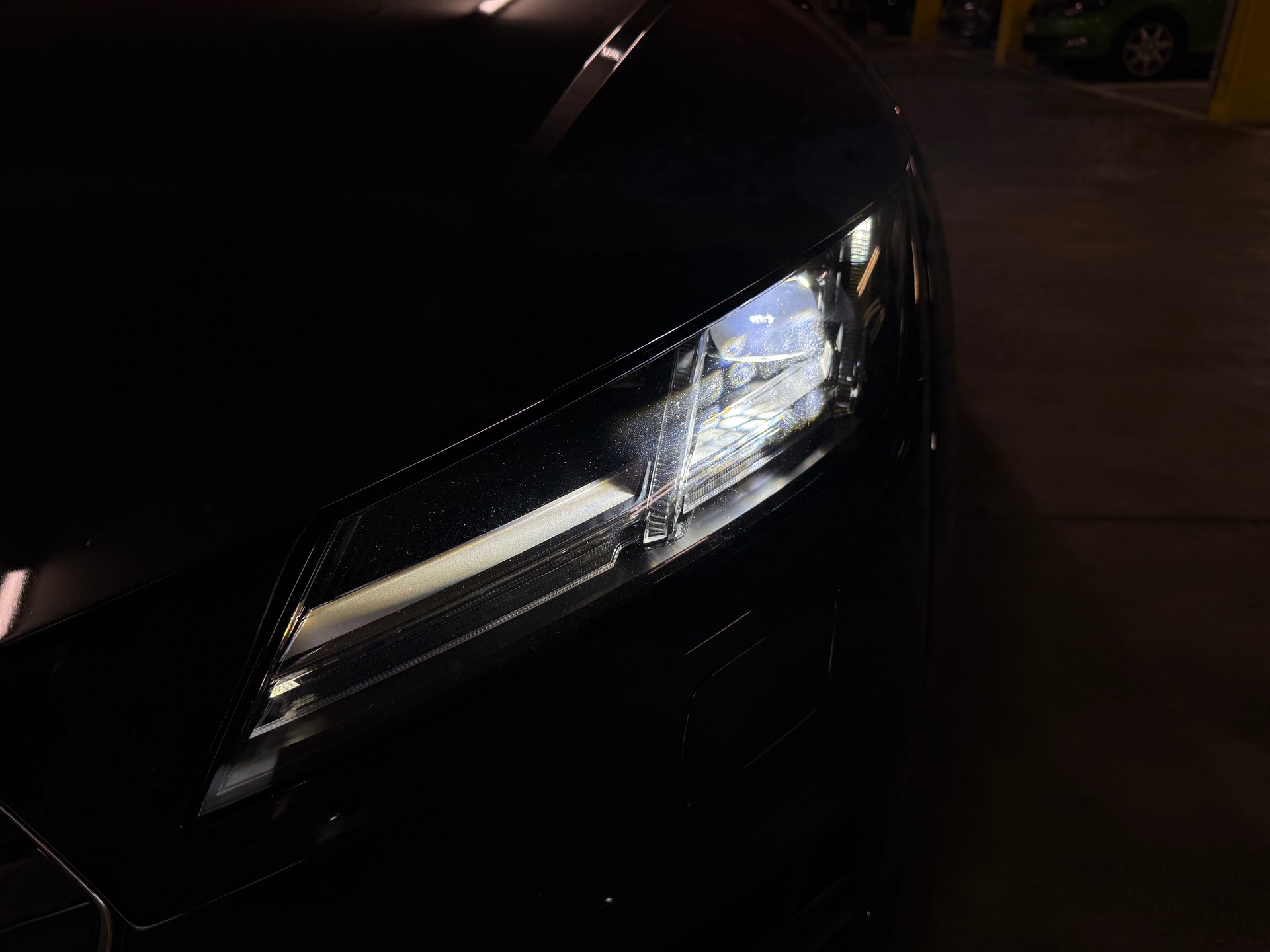 AUDI 2.0 TFSI quattro S-Tronic-image-16