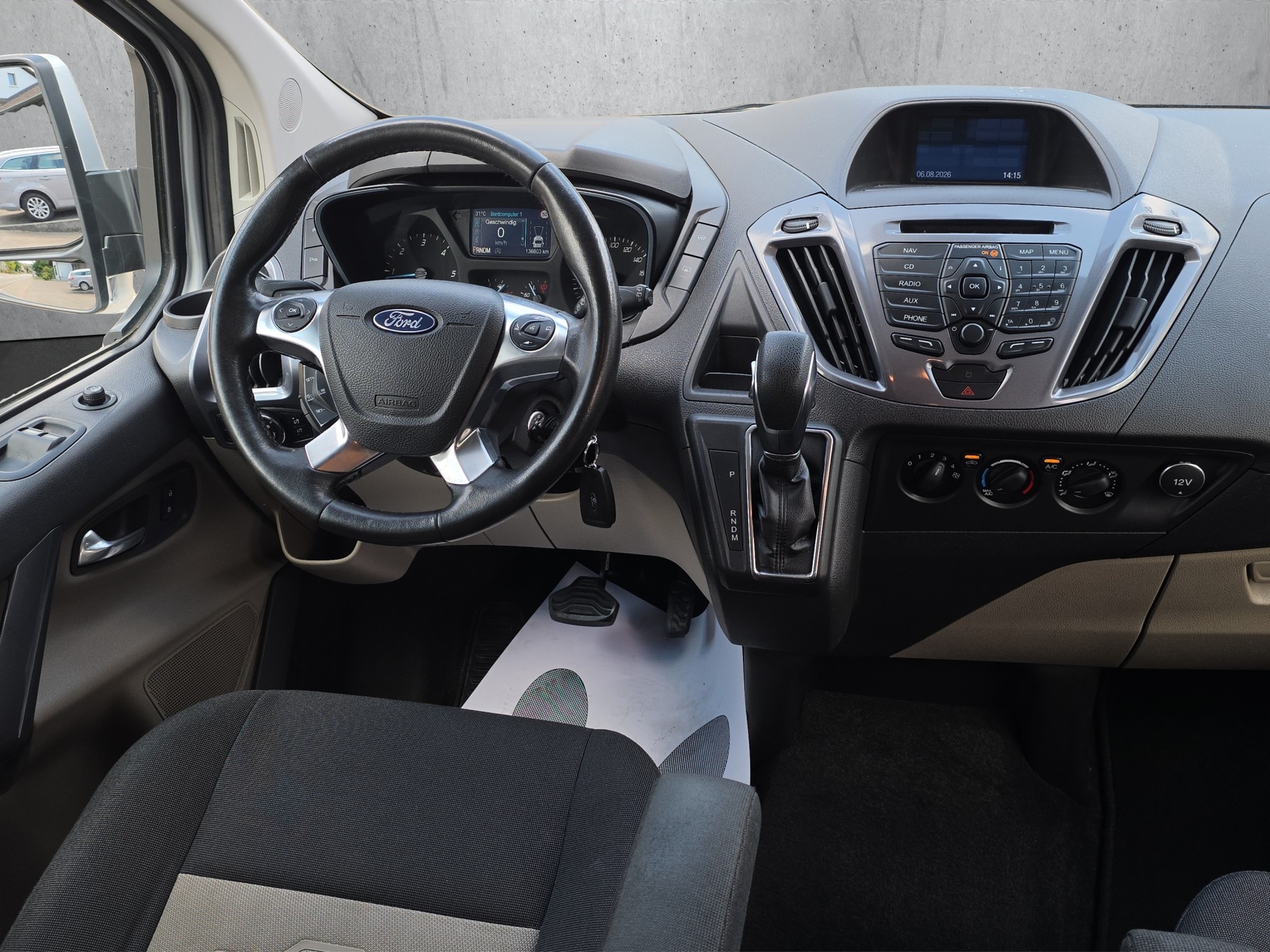 FORD Tourneo Custom 310 L1H1 Titanium SelectShift A-image-8