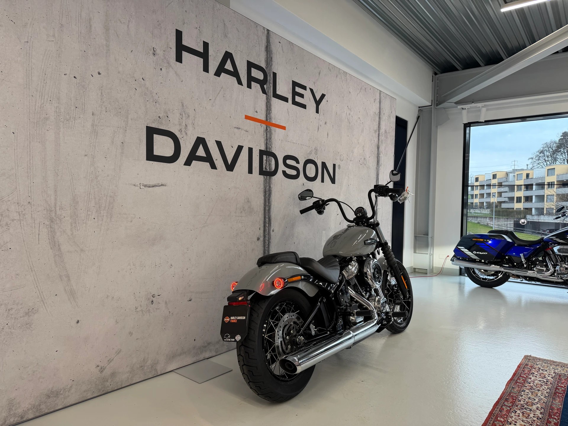 HARLEY-DAVIDSON FXBB Street Bob 117-showroom-element-2