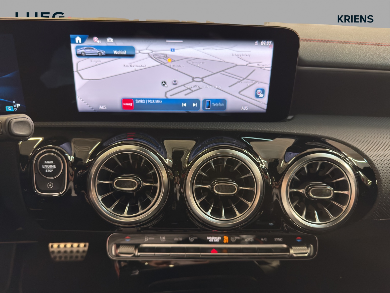 MERCEDES-BENZ CLA 45 S 4M+ AMG / DISTRONIC / 360 Grad Kamera / Real Performance Sound-image-11