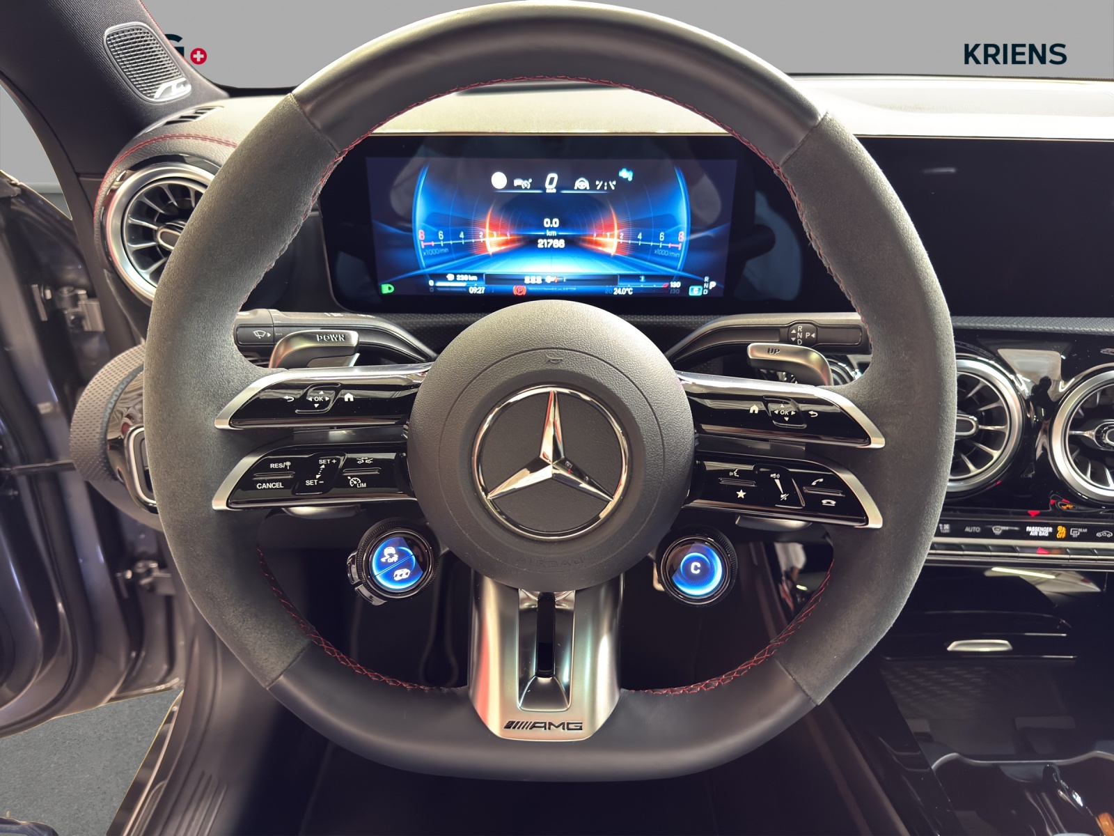 MERCEDES-BENZ CLA 45 S 4M+ AMG / DISTRONIC / 360 Grad Kamera / Real Performance Sound-image-9