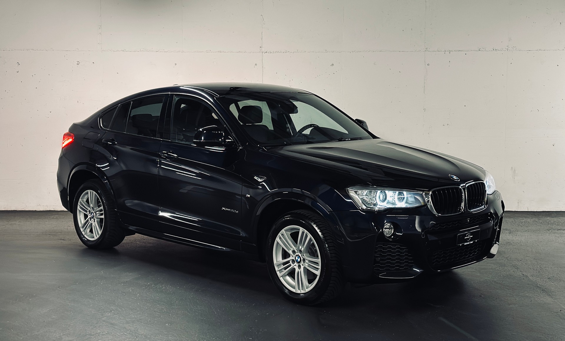BMW X4 20d x-Drive M-Sport-image-1