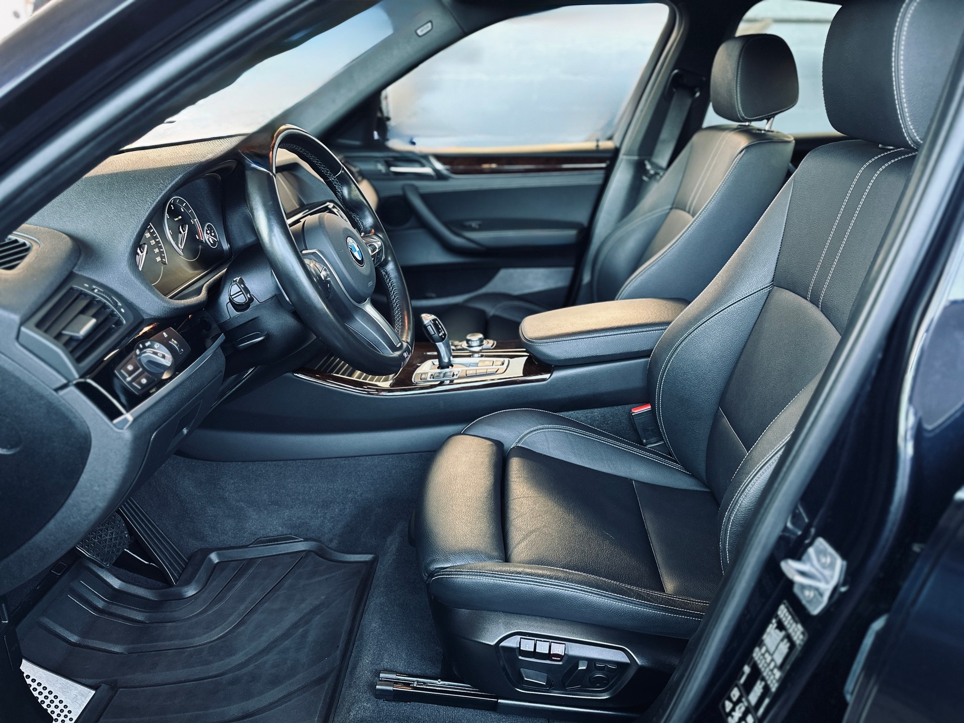 BMW X4 20d x-Drive M-Sport-image-6