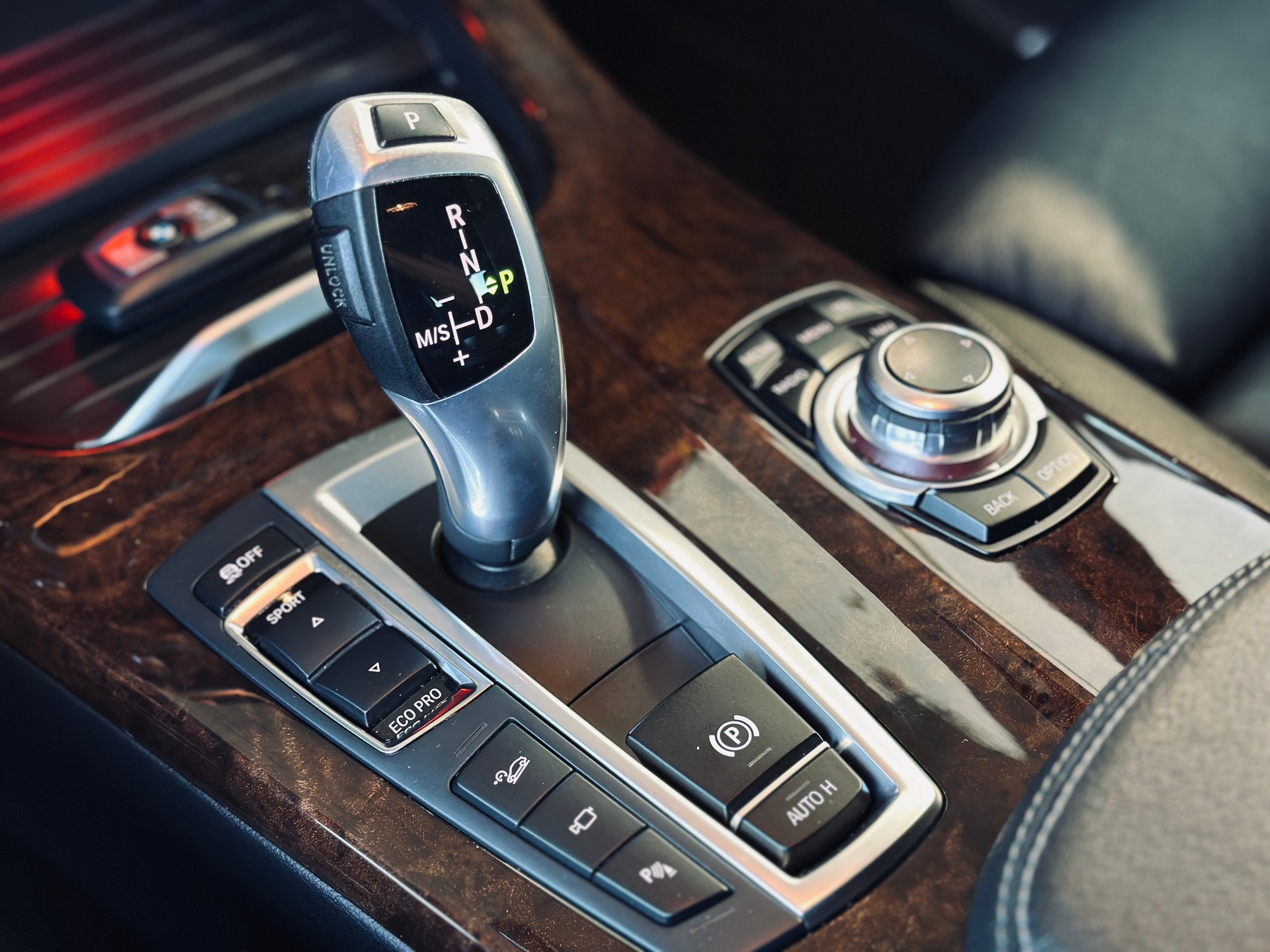 BMW X4 20d x-Drive M-Sport-image-12