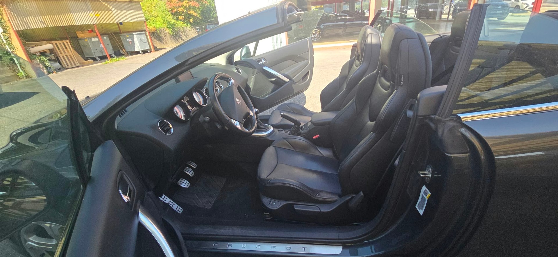 PEUGEOT 308 CC 1.6 16V Turbo Active-image-10