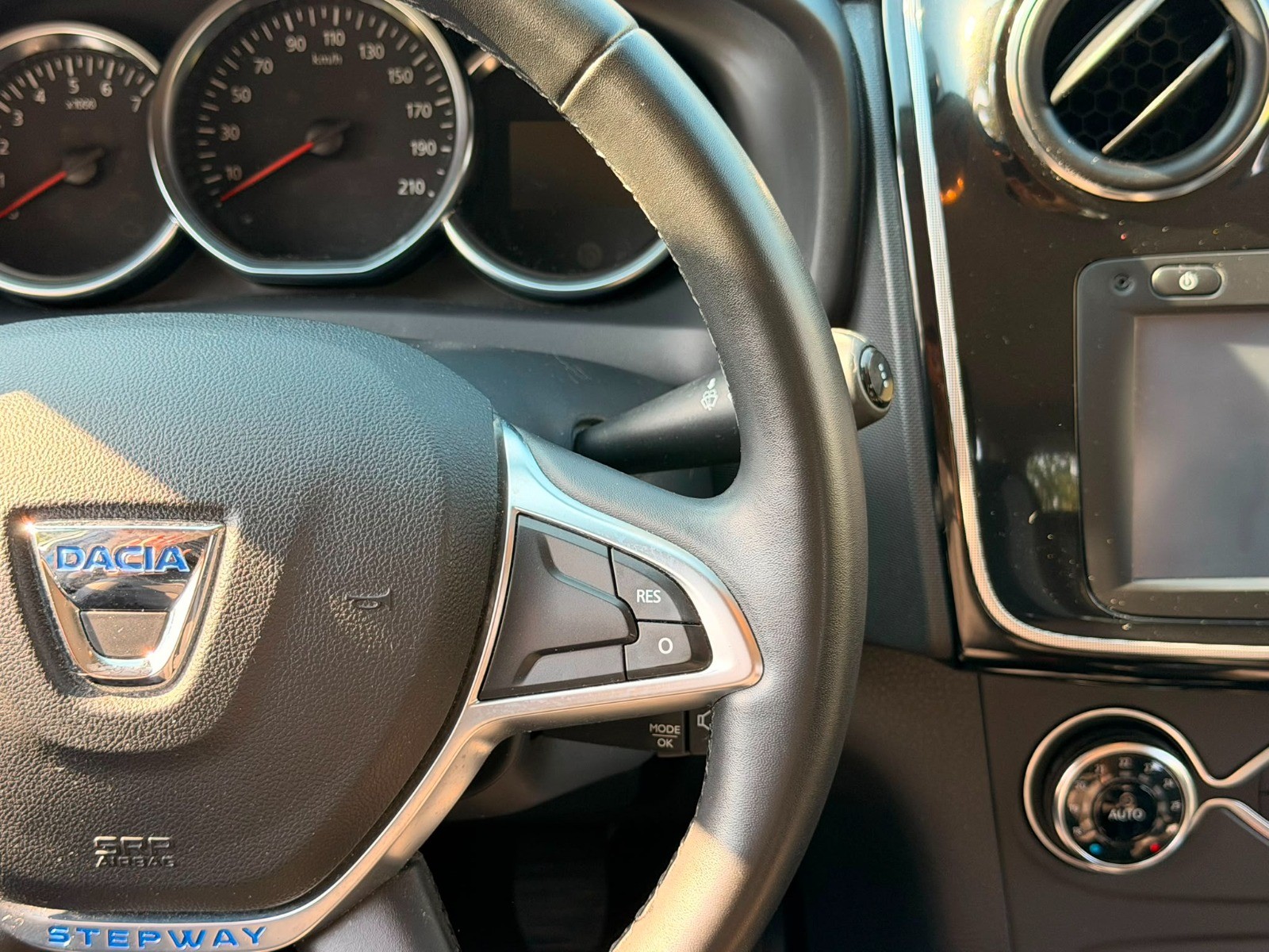 DACIA Sandero Tce 90 Stepway-image-14