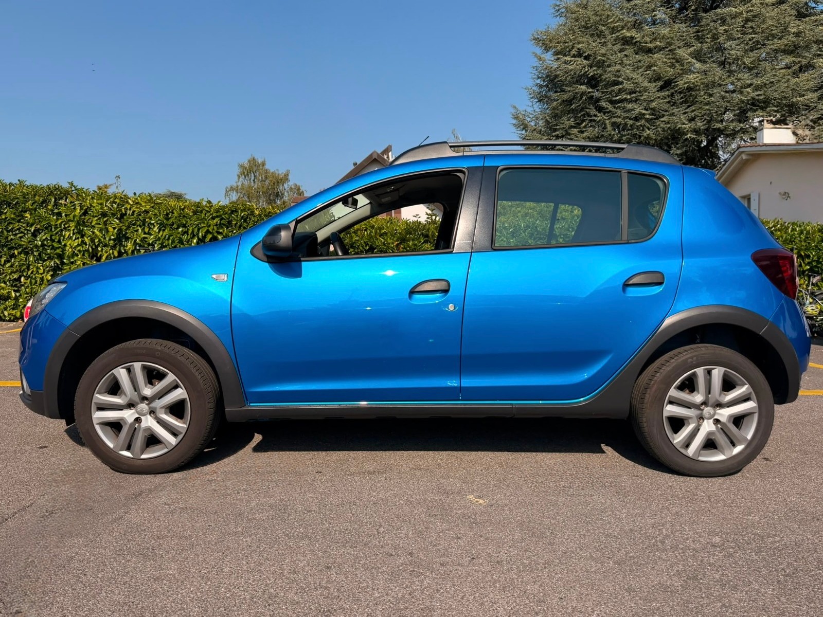 DACIA Sandero Tce 90 Stepway-image-2