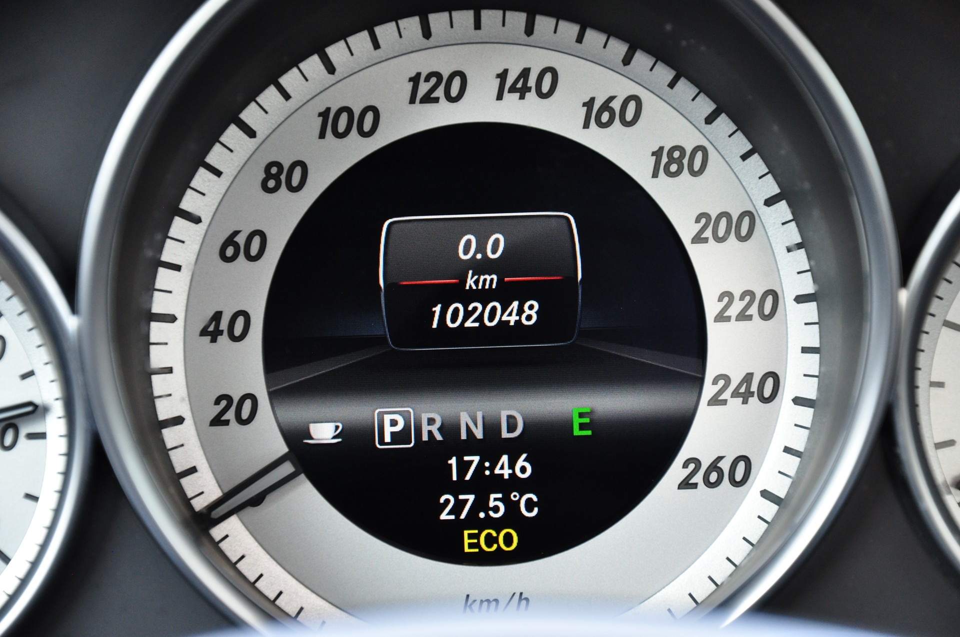MERCEDES-BENZ C 350 Avantgarde 4Matic 7G-Tronic-image-18