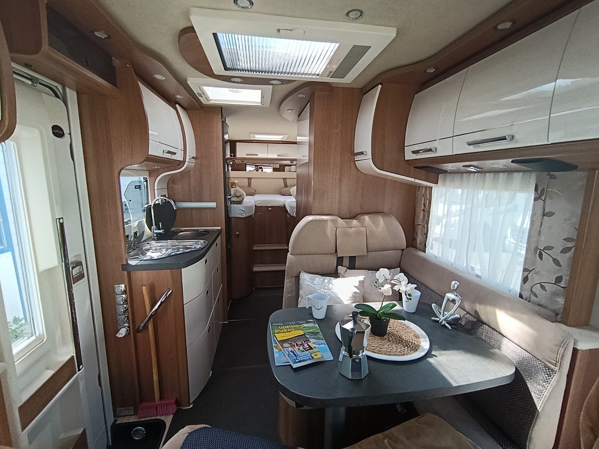 CARTHAGO 141 LE*** Die Super-Leichtgewicht“-Klasse Weltmeister und das Kürze Wunder mit 6.65m***-image-20