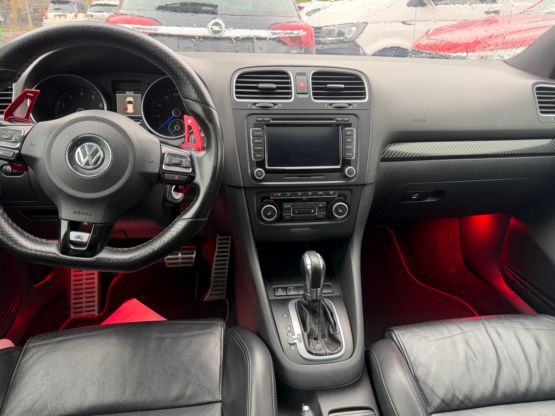 VW Golf 2.0 TSI R Team 4Motion DSG-image-7
