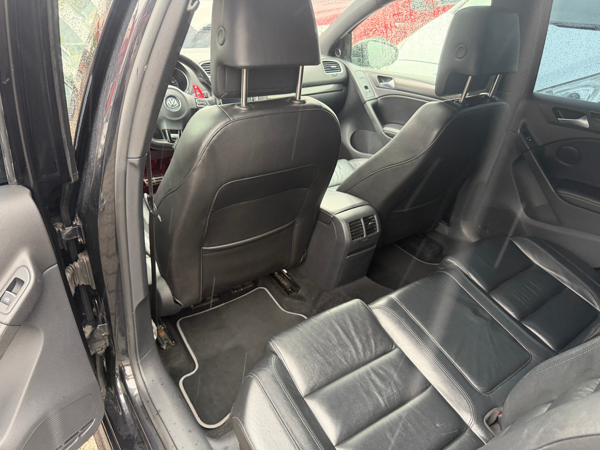 VW Golf 2.0 TSI R Team 4Motion DSG-image-11