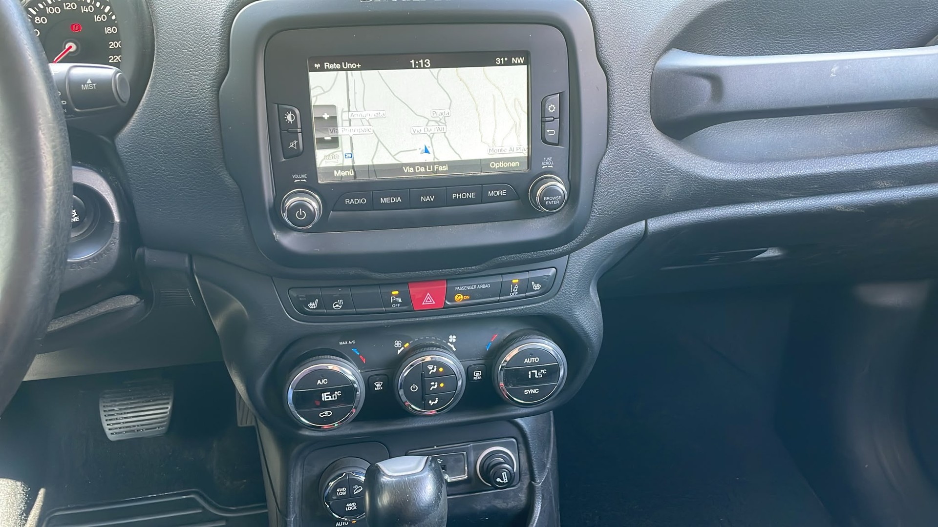 JEEP Renegade 2.0 CRD Trailhawk AWD + Low Range 9ATX-image-10