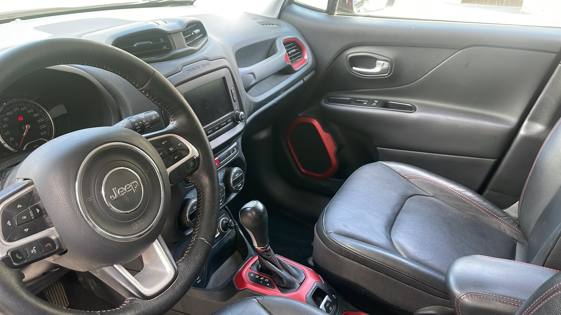 JEEP Renegade 2.0 CRD Trailhawk AWD + Low Range 9ATX-image-8