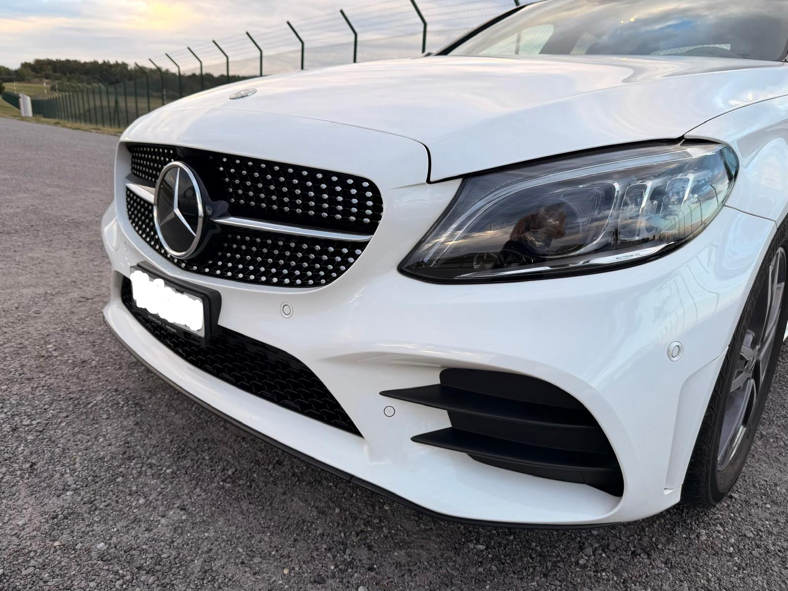 MERCEDES-BENZ C 220 d AMG Line-image-6