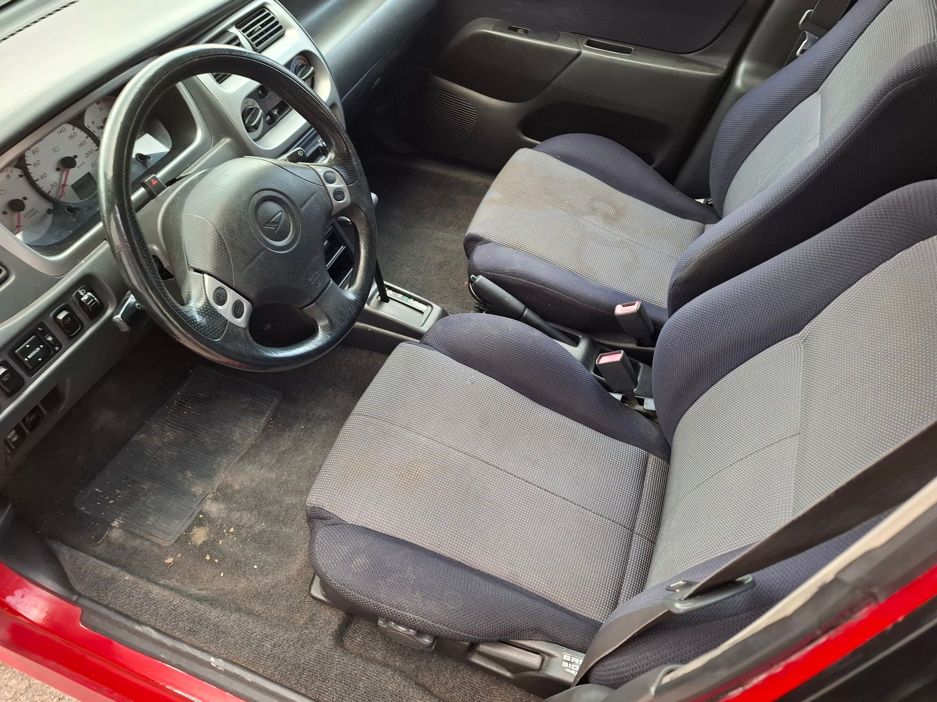 DAIHATSU Sirion 1.3 4x4-image-8
