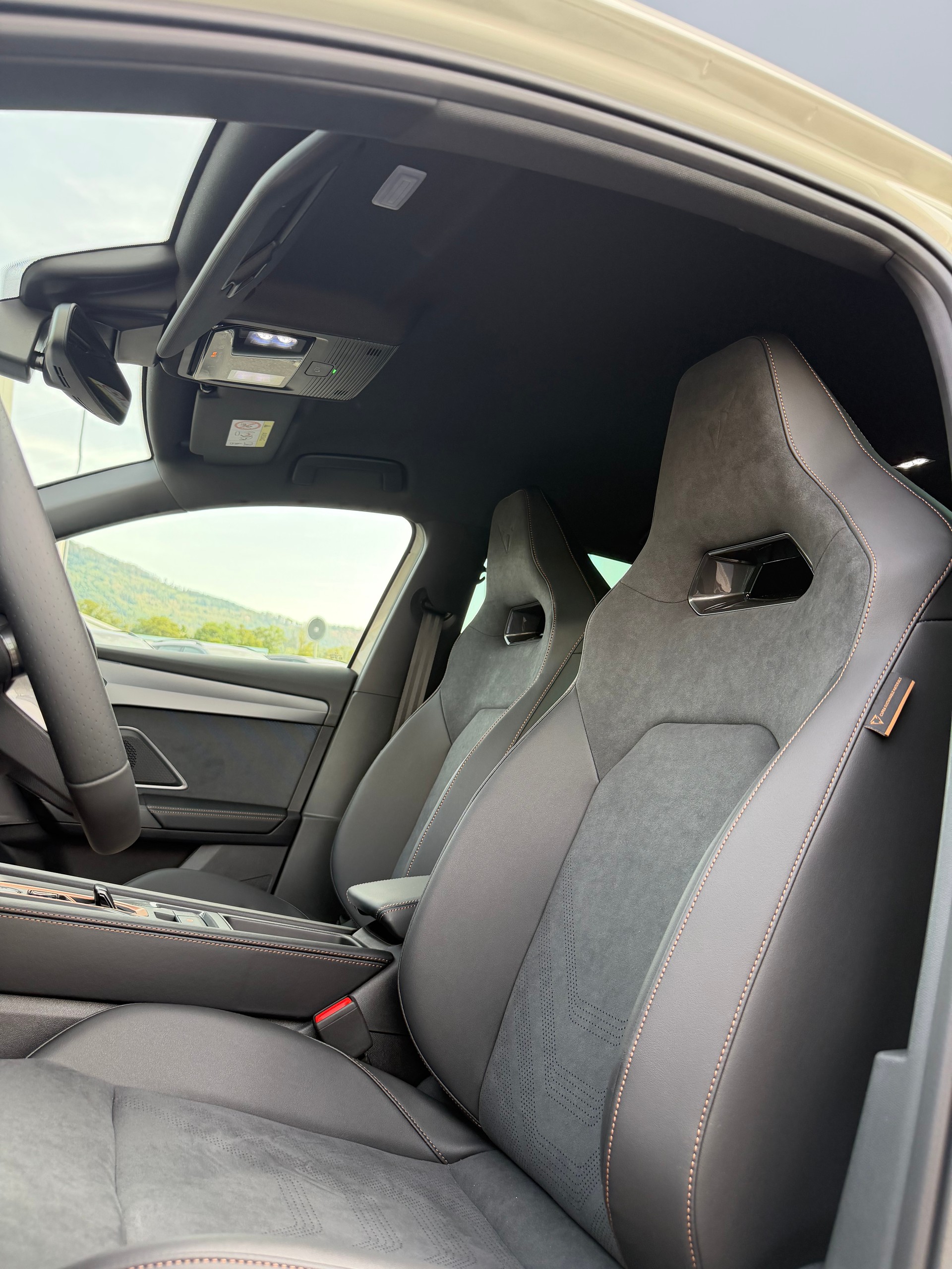 CUPRA LEON ST 1.5 e-HYBRID pHEV Prime Edition VZ DSG-image-3