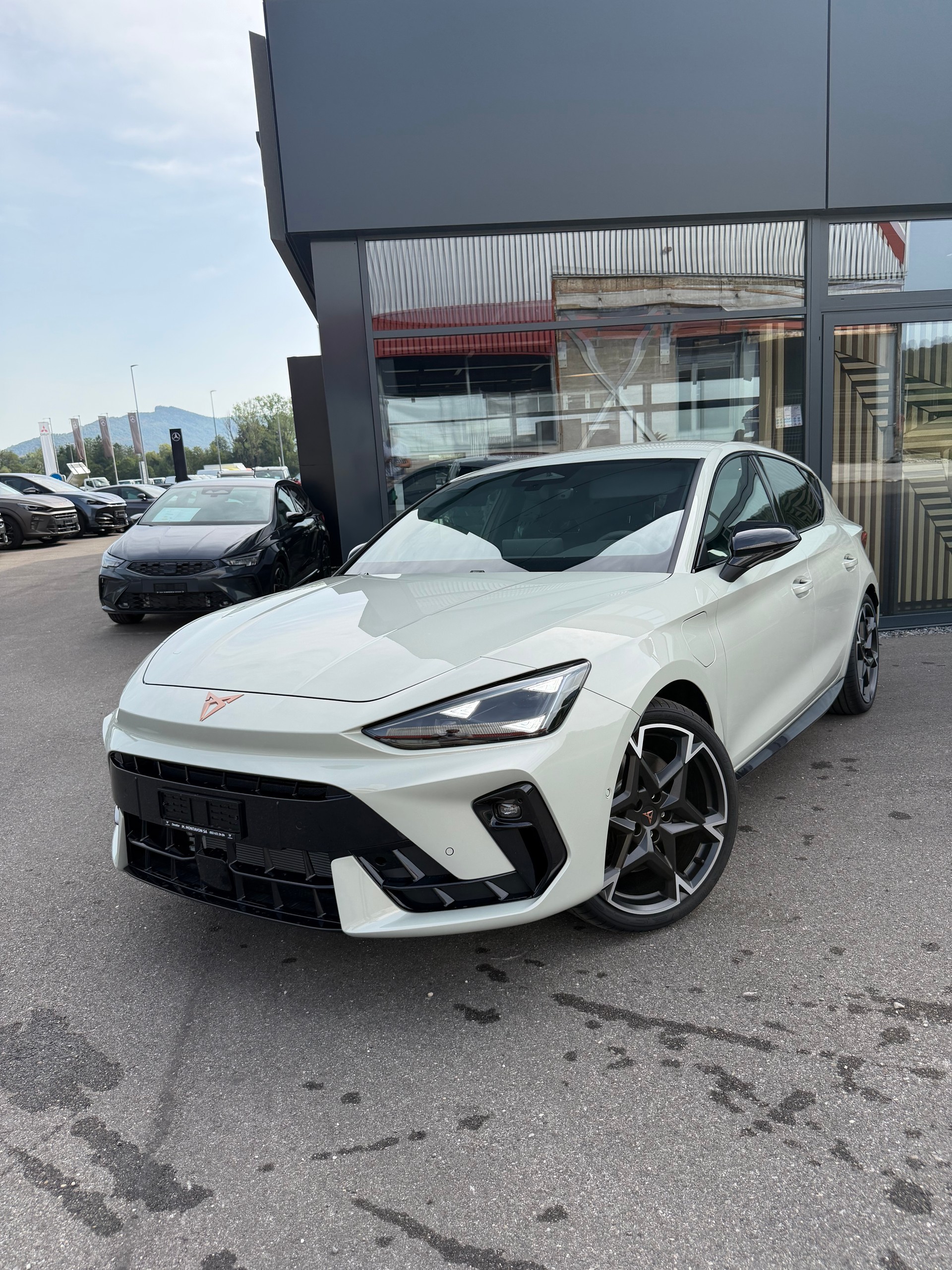 CUPRA LEON ST 1.5 e-HYBRID pHEV Prime Edition VZ DSG-image-0