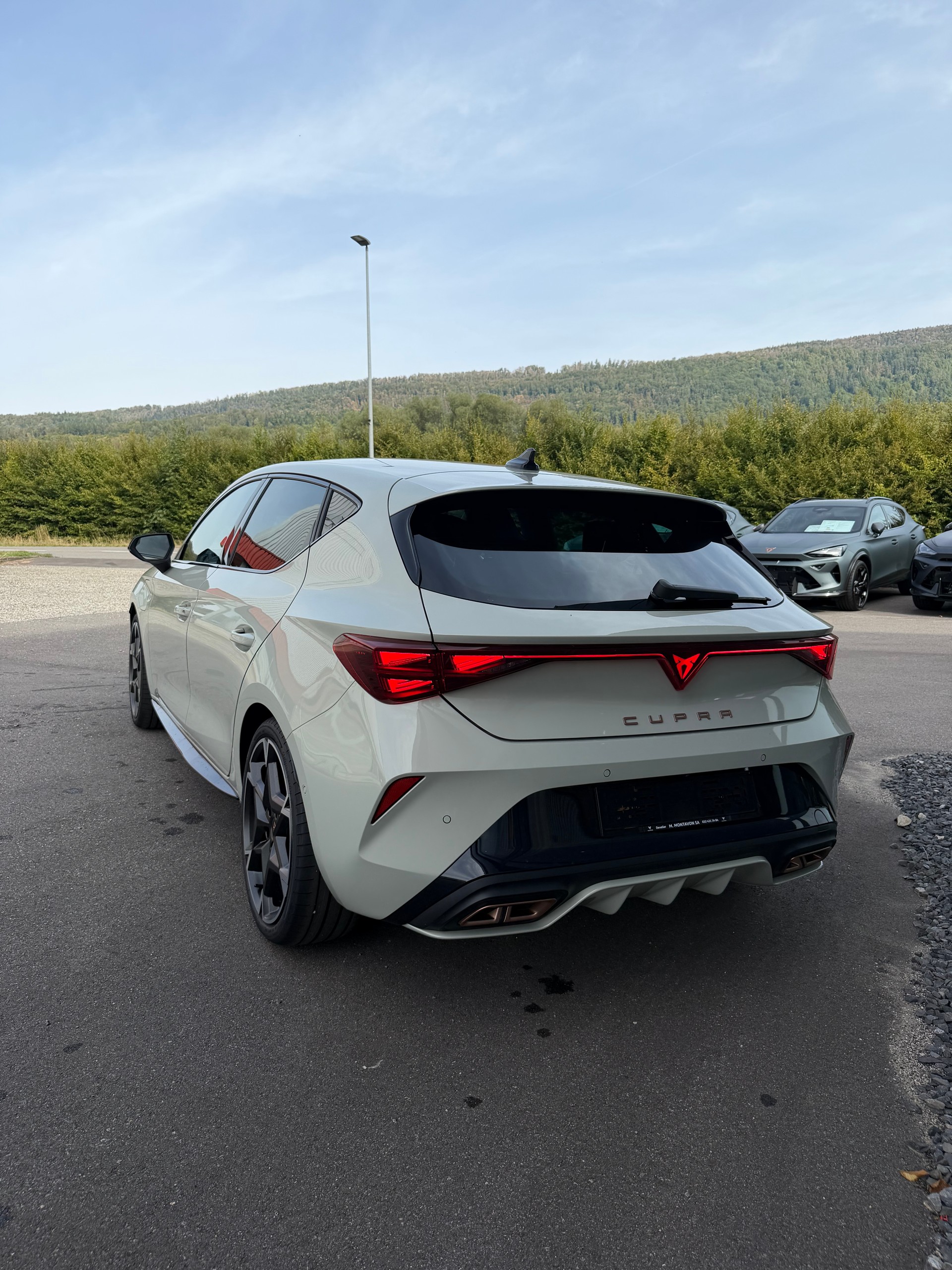 CUPRA LEON ST 1.5 e-HYBRID pHEV Prime Edition VZ DSG-image-2