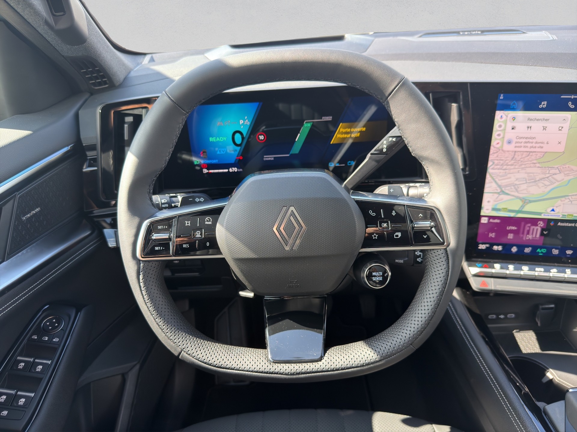 RENAULT Espace 1.2 E-Tech 200 Iconic 7-Sitze-image-9
