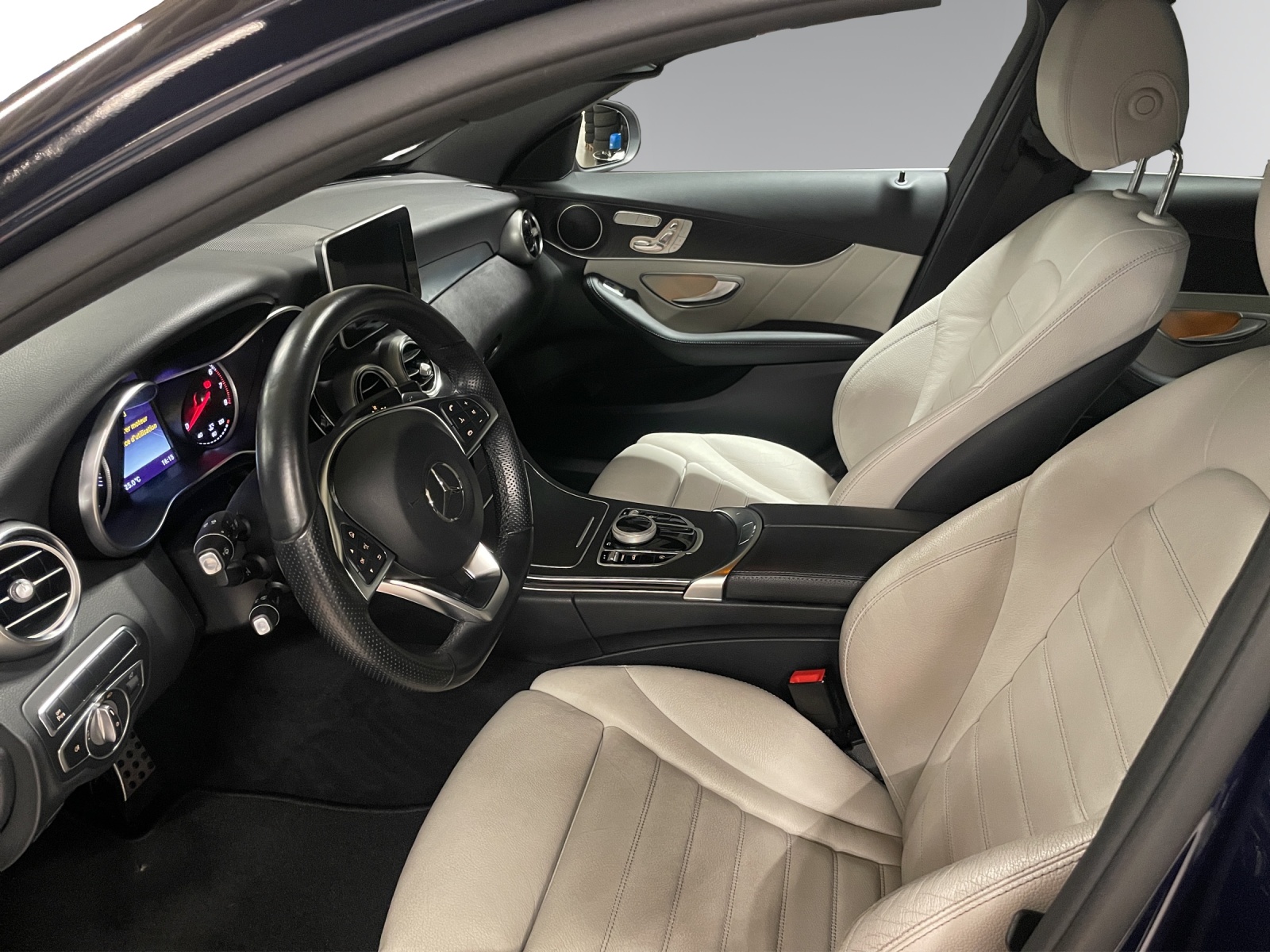 MERCEDES-BENZ C 400 4Matic 7G-Tronic-image-8