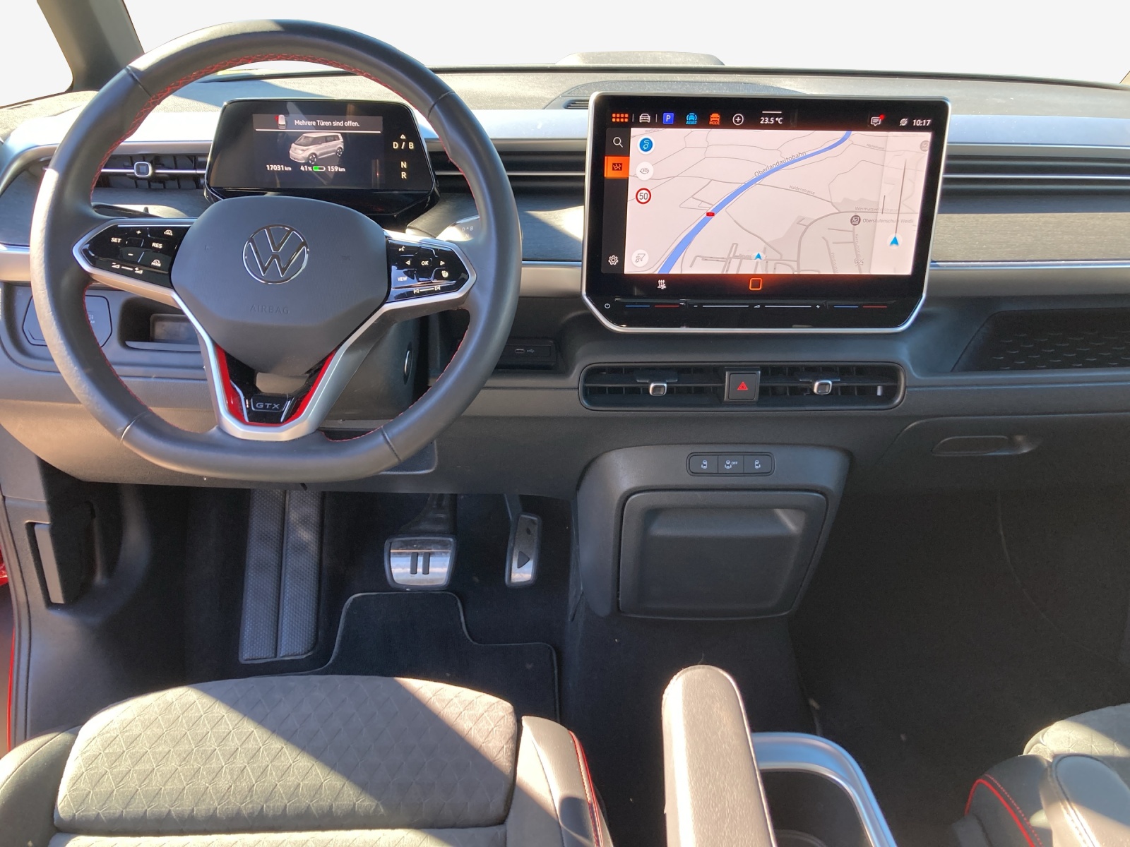 VW ID.Buzz LWB GTX 4 Motion-image-8