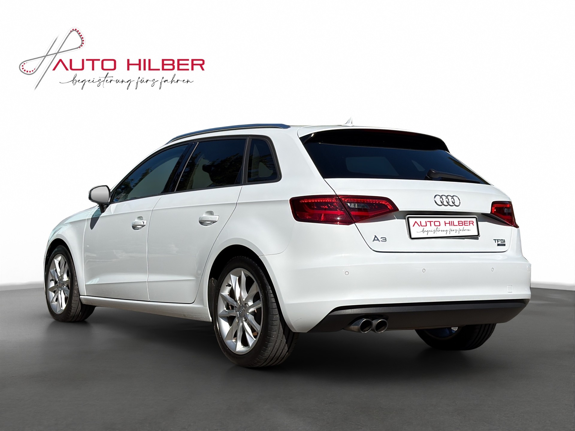AUDI A3 Sportback 1.4 TFSI Attraction S-tronic-image-3