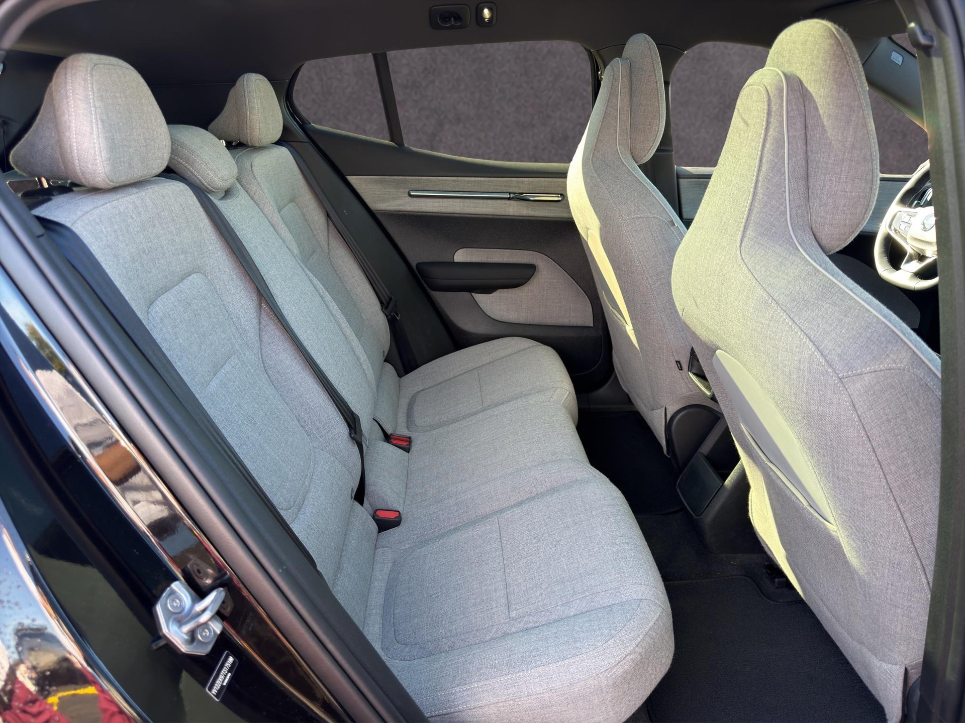 VOLVO EX30 E60 Twin Ultra Performance AWD-image-16