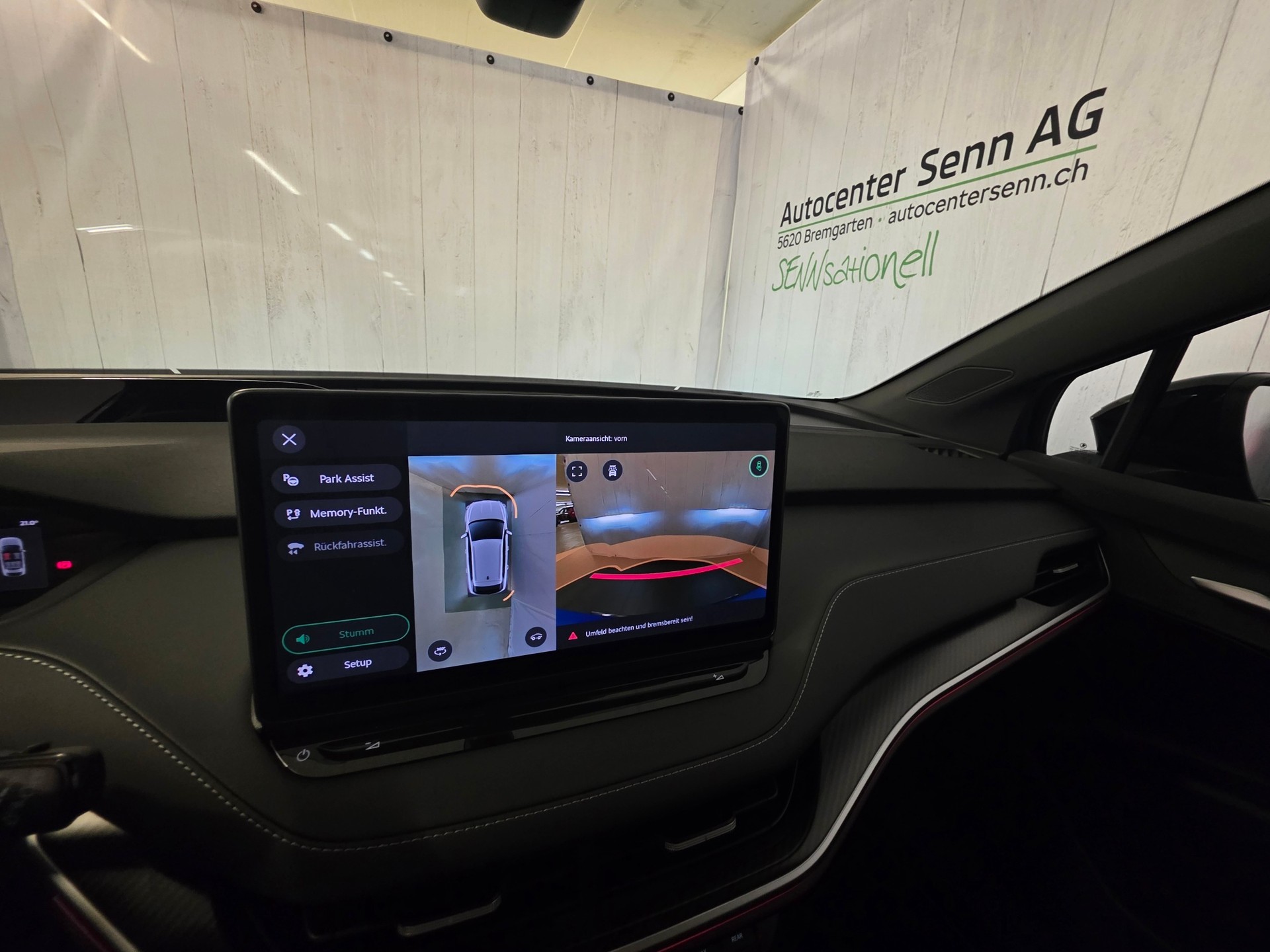 SKODA Elroq 85x Sportline 4x4-image-18