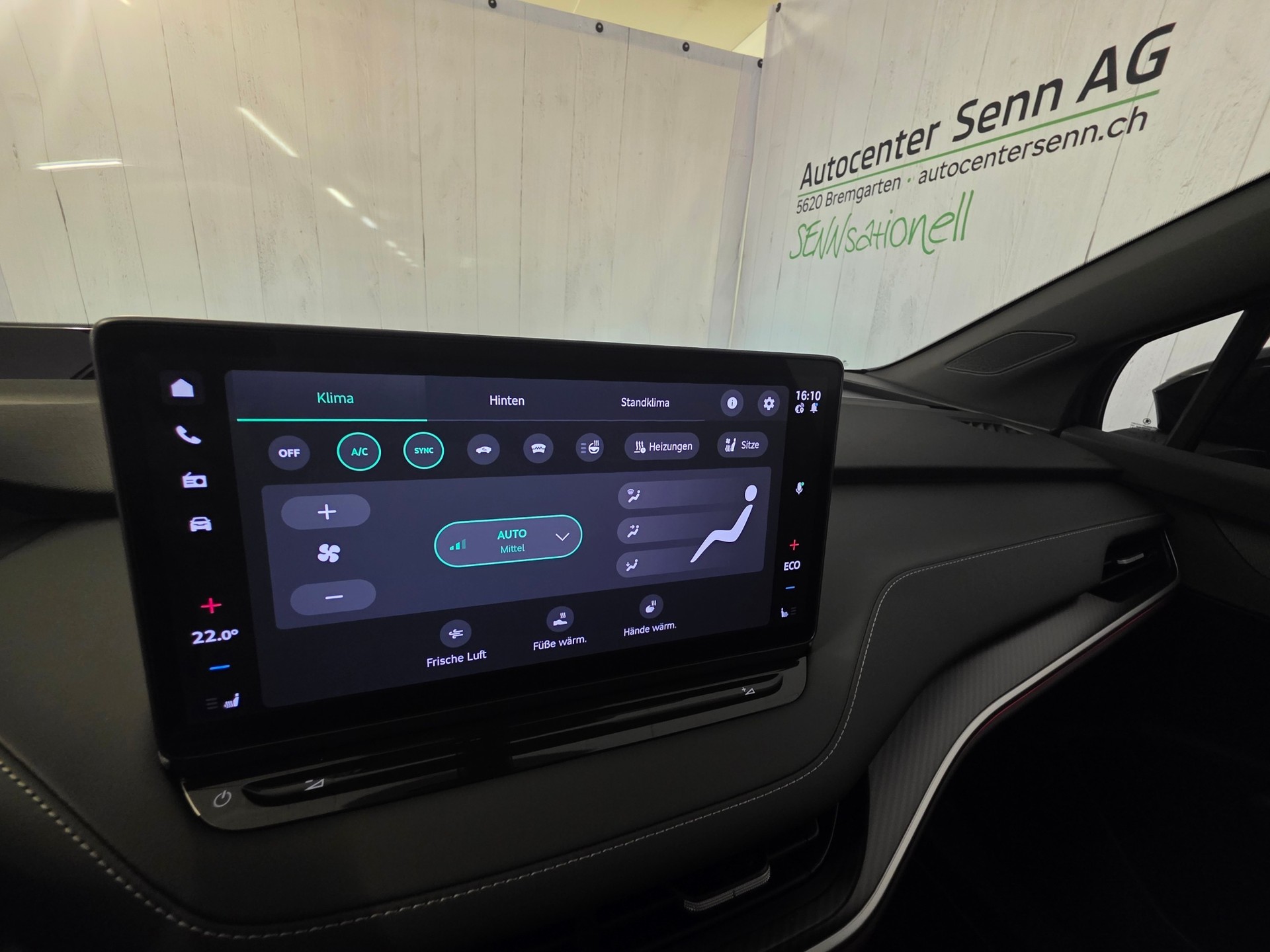 SKODA Elroq 85x Sportline 4x4-image-19