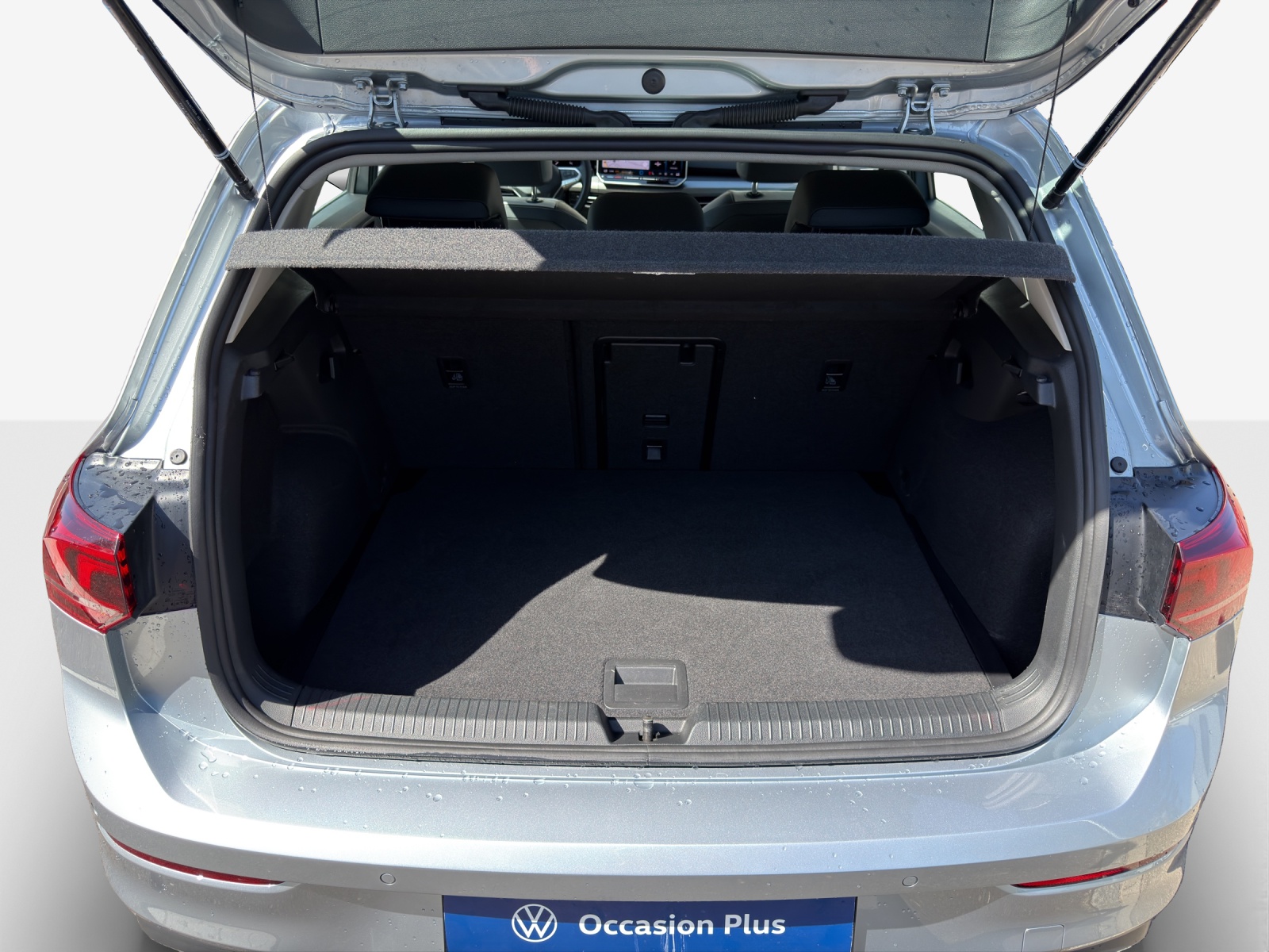 VW Golf 1.5 e TSI mHEV Style DSG-image-12