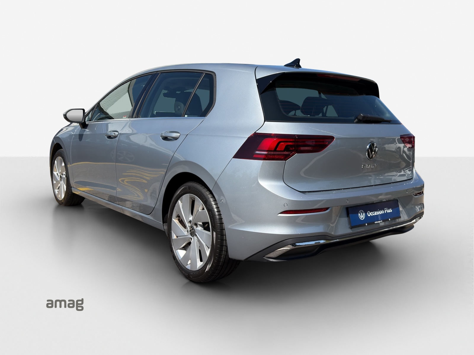 VW Golf 1.5 e TSI mHEV Style DSG-image-2