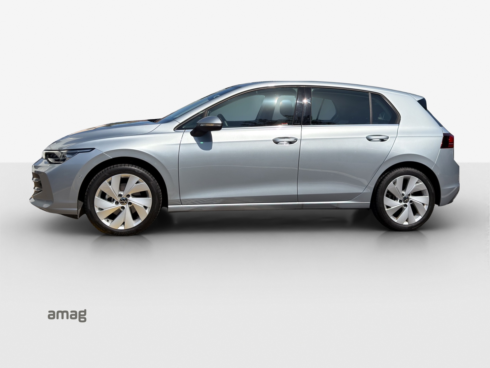 VW Golf 1.5 e TSI mHEV Style DSG-image-1