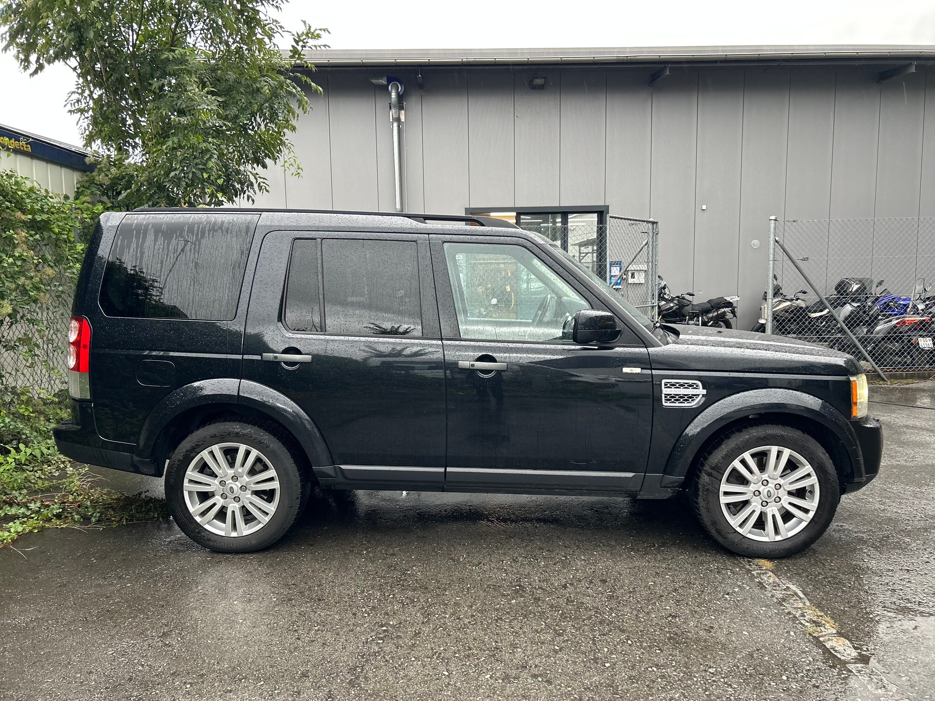 LAND ROVER Discovery 3.0 TDV6 HSE Automatic 7P-image-7
