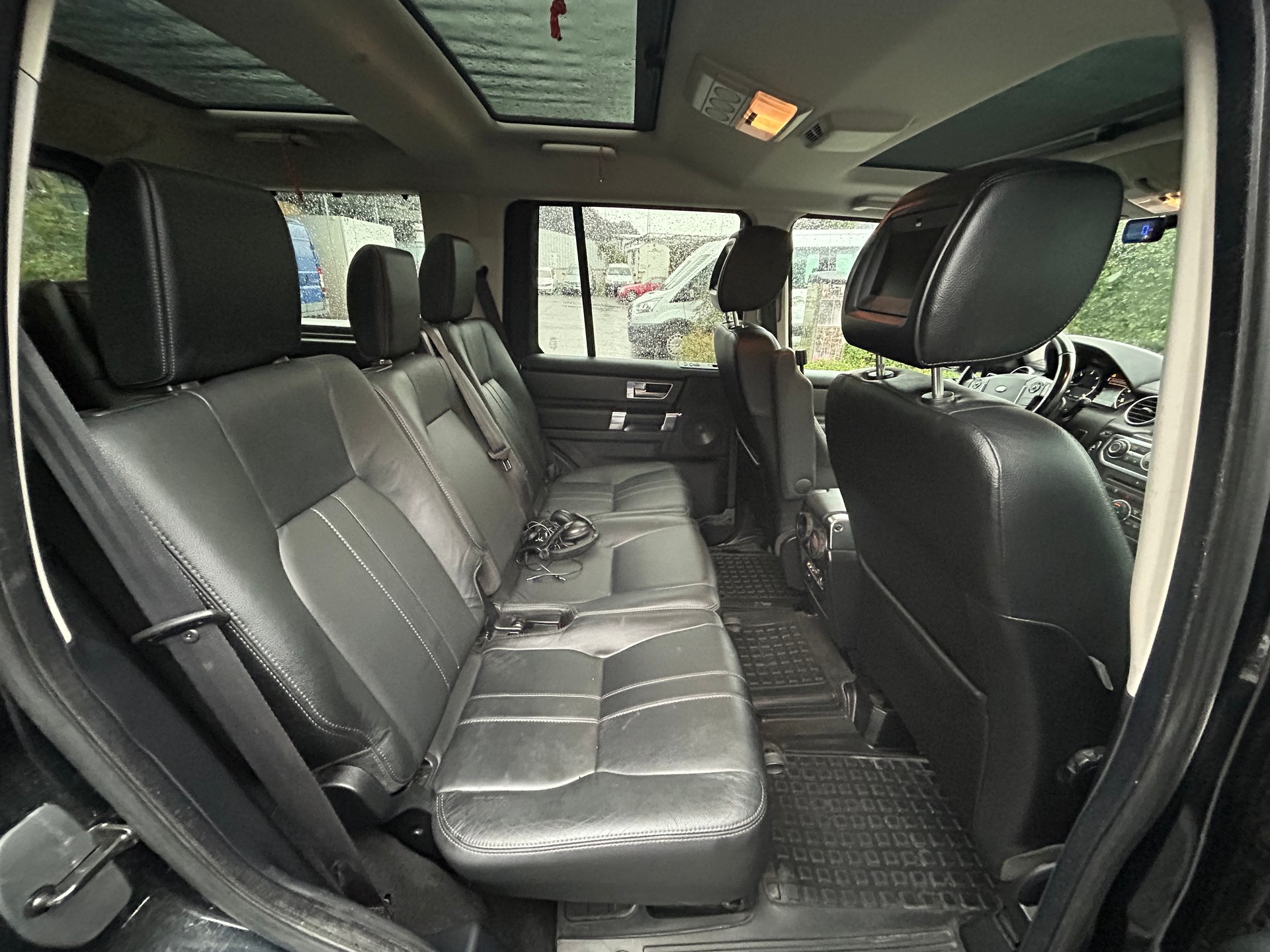 LAND ROVER Discovery 3.0 TDV6 HSE Automatic 7P-image-14