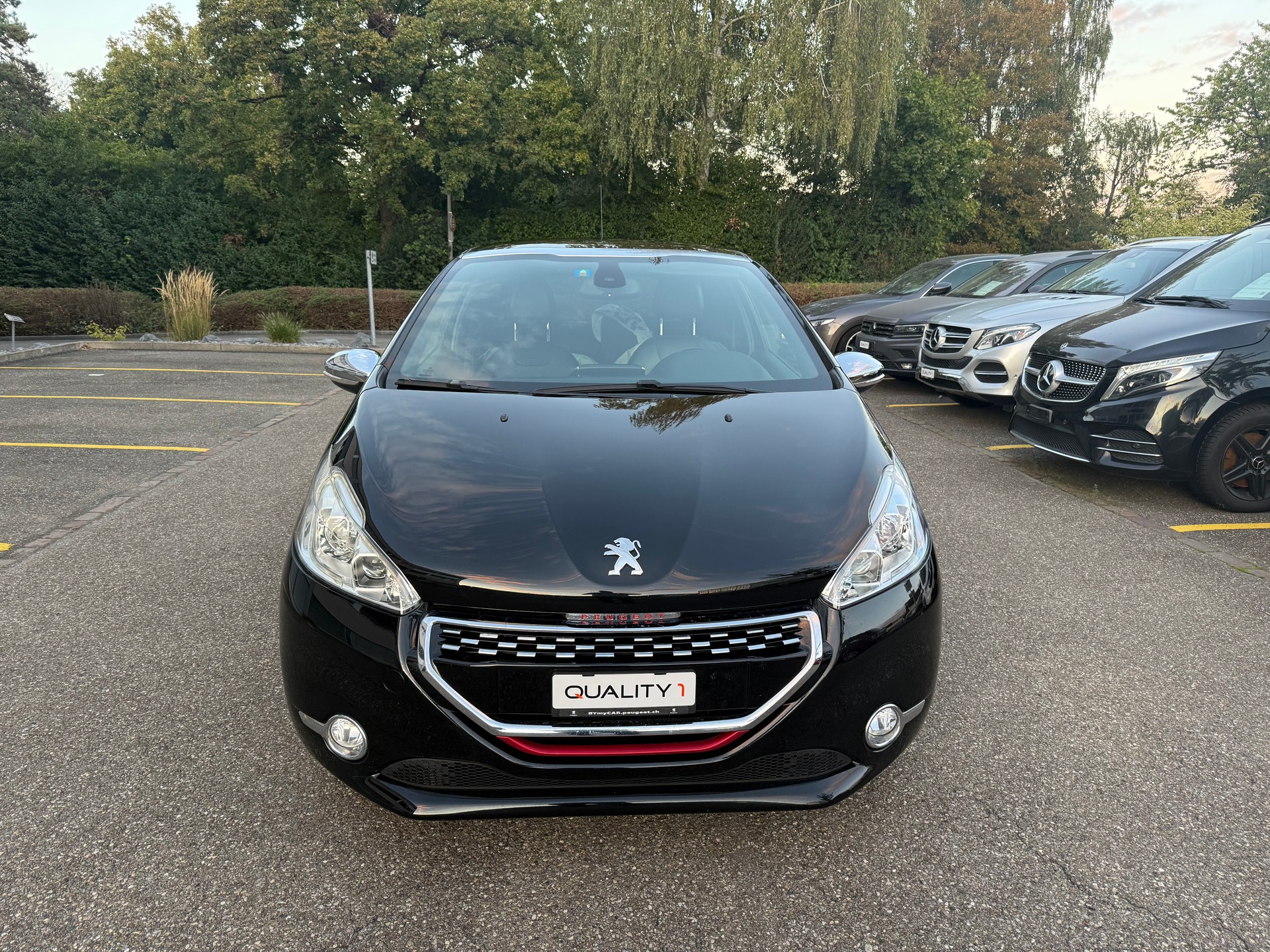 PEUGEOT 208 1.6 Turbo GTi-image-1
