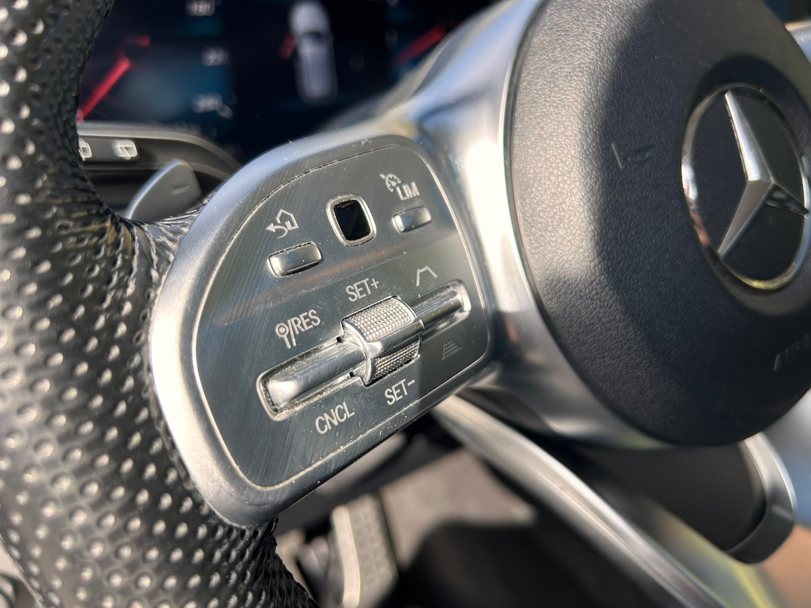 MERCEDES-BENZ GLE 450 AMG Line 4Matic-image-15