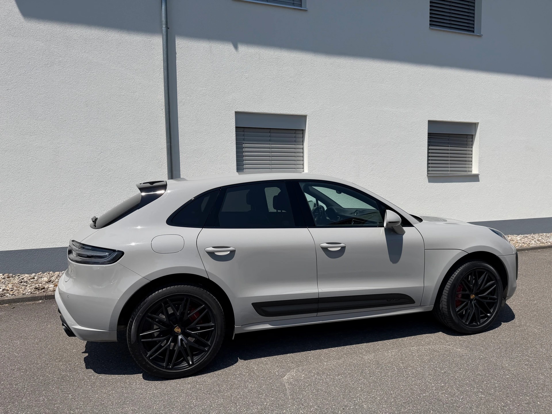 PORSCHE Macan GTS PDK-image-4