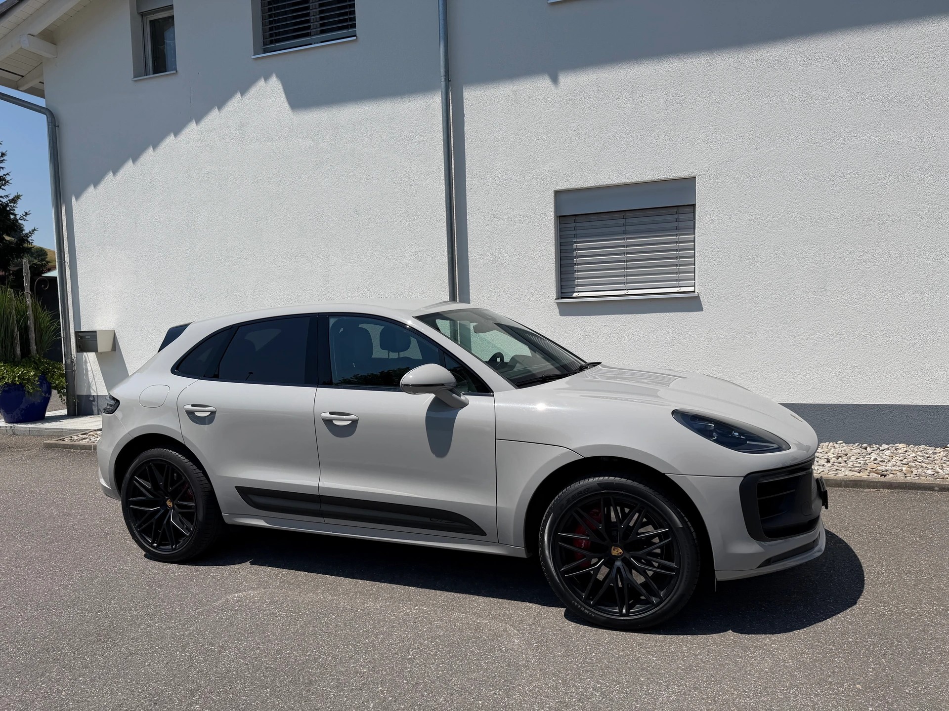 PORSCHE Macan GTS PDK-image-3