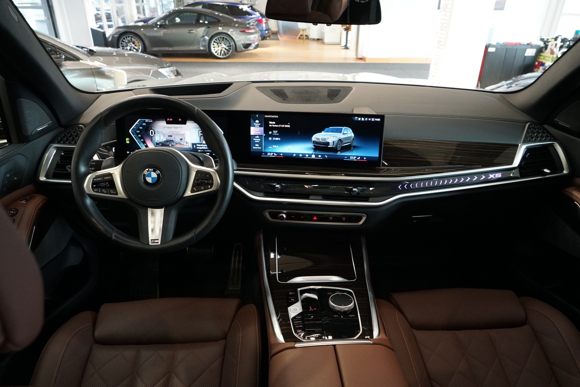 BMW X5 xDrive 48V 40i M Sport Pro Steptronic Brooklyn Grau-image-11