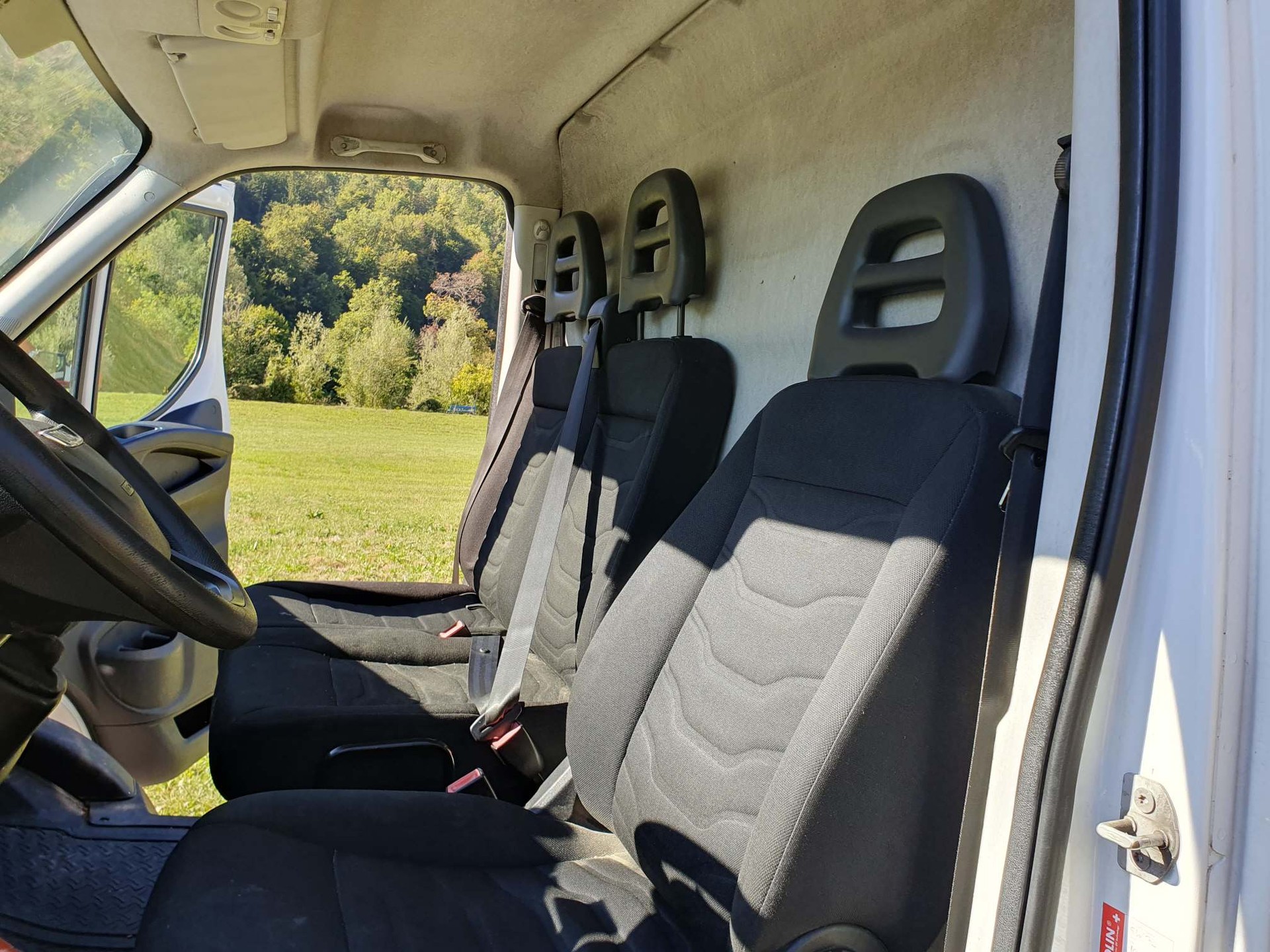 IVECO Daily 33S 13V Kaw.3000 H1.5 2.3 HPI 126-image-9