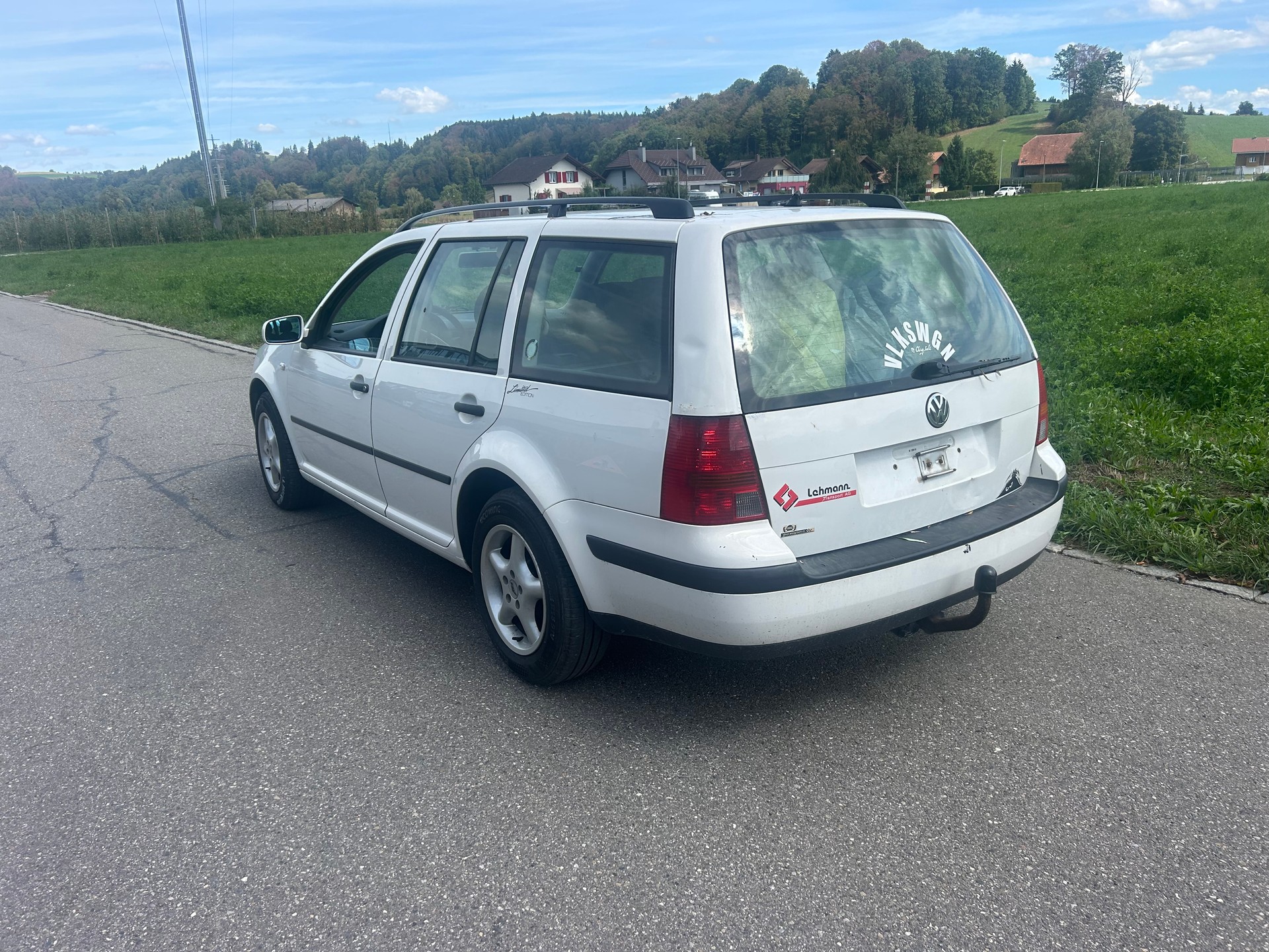 VW Golf Variant 1.9 TDI Trendline-image-3
