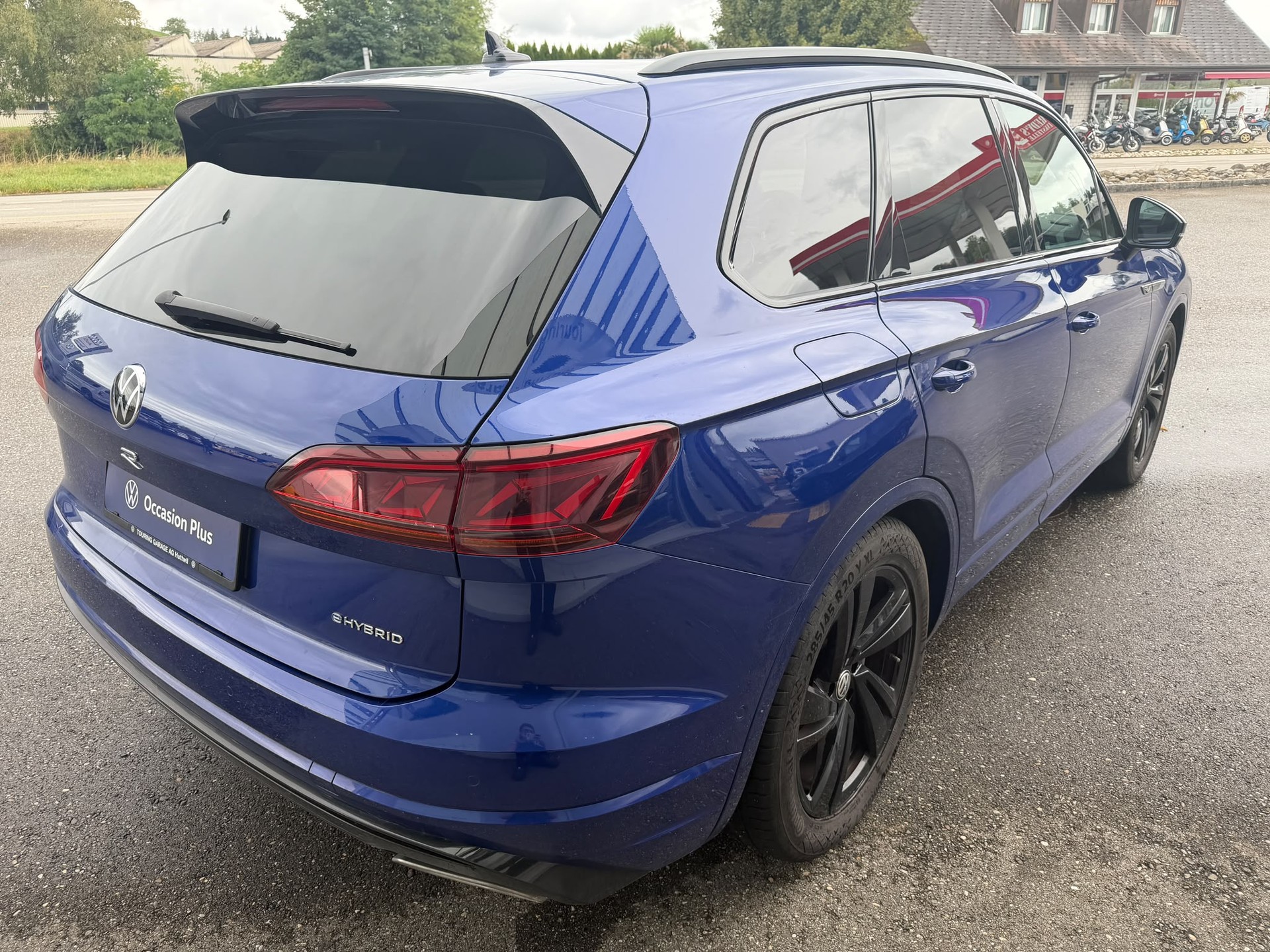 VW Touareg 3.0 TSI eHybrid R Tiptronic-image-4