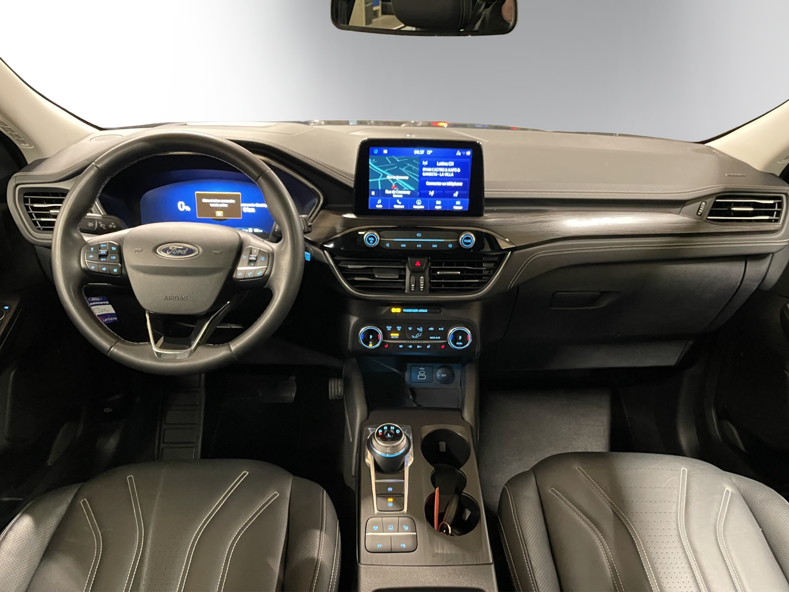 FORD Kuga 2.5 PHEV Vignale 2WD-image-11
