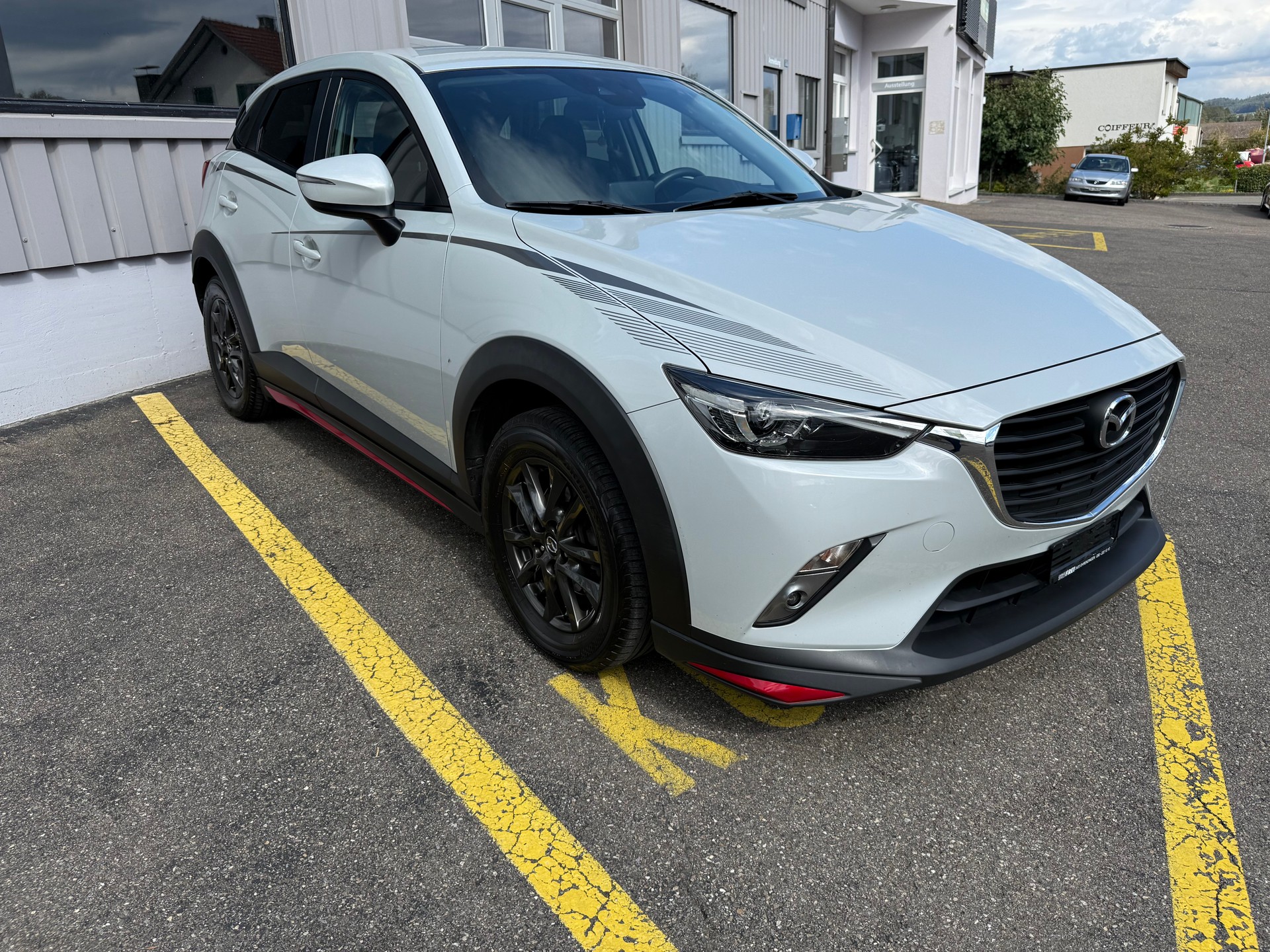MAZDA CX-3-image-0